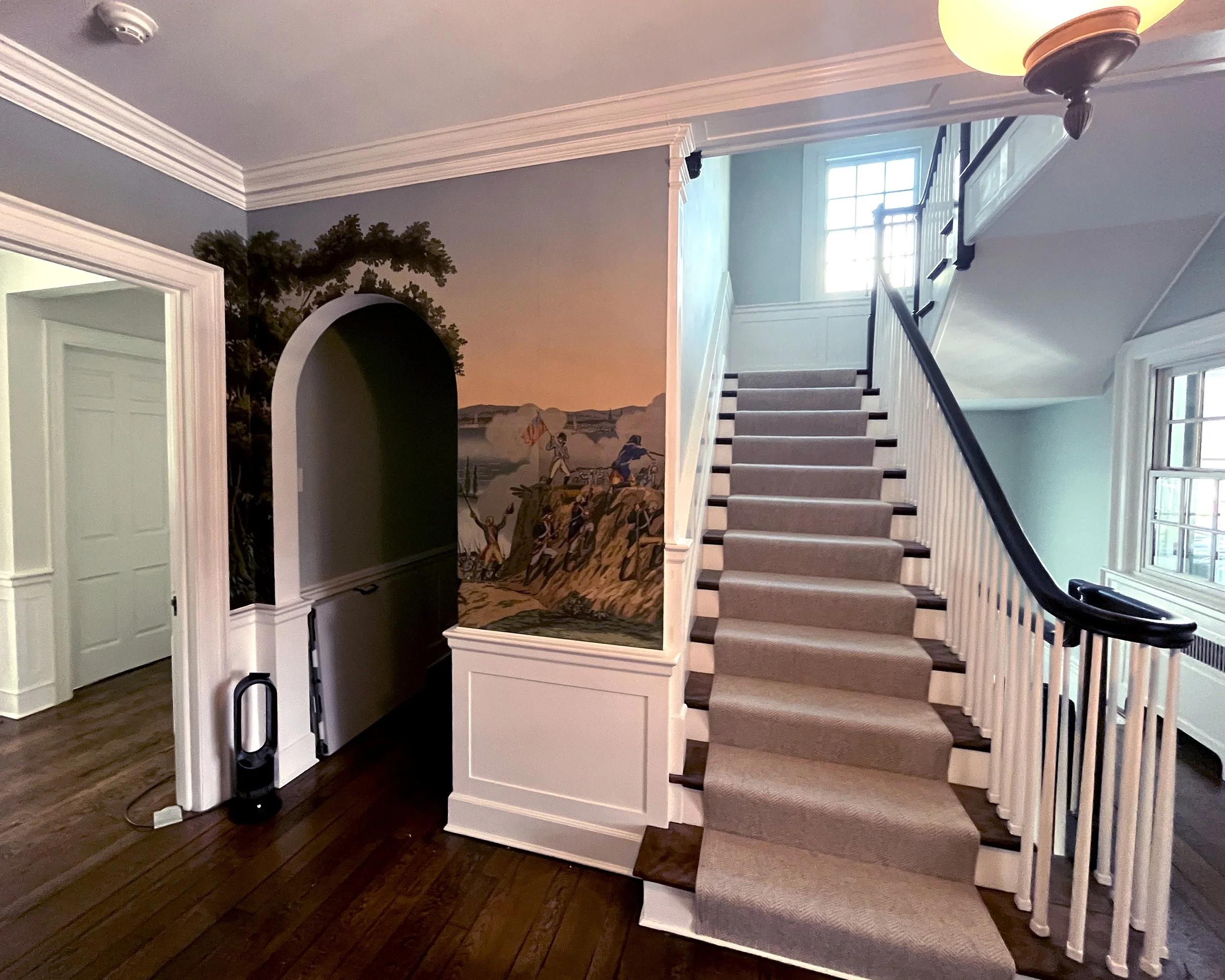 Zuber War of Independence wallpaper after restoration