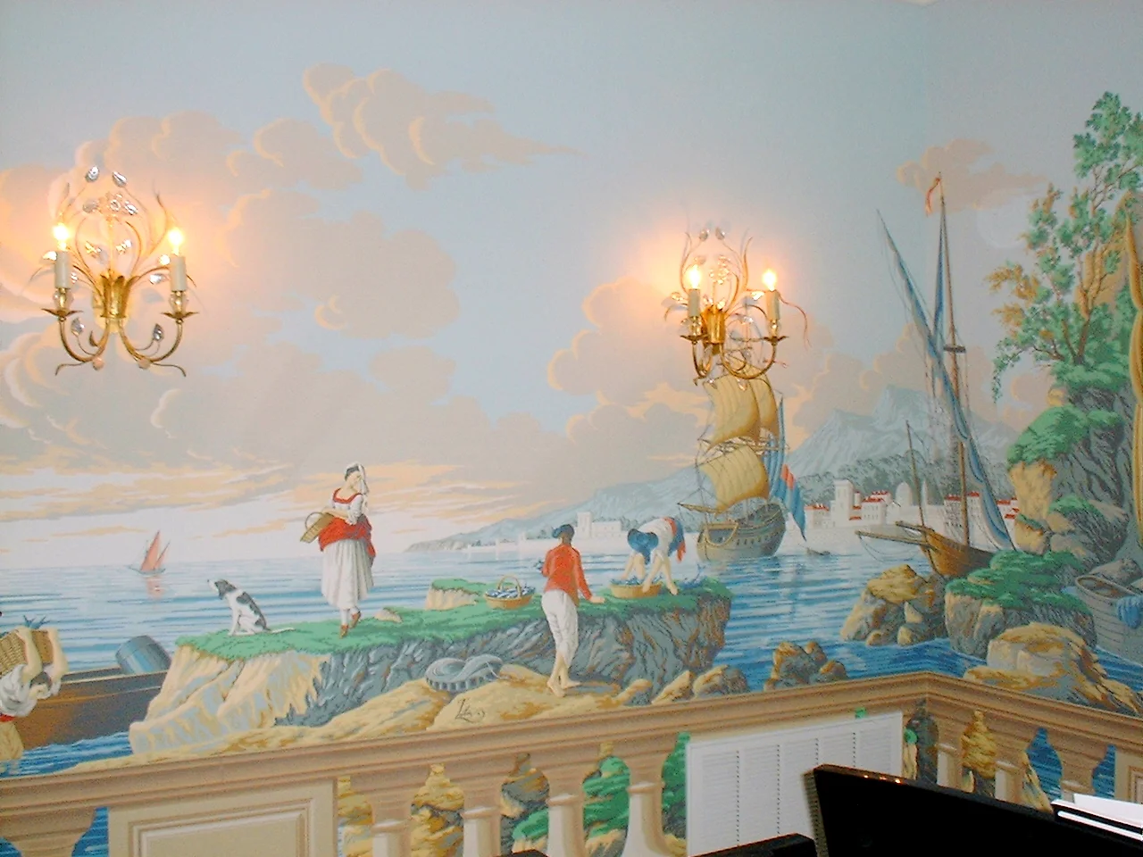 zugneastpianowall.jpg