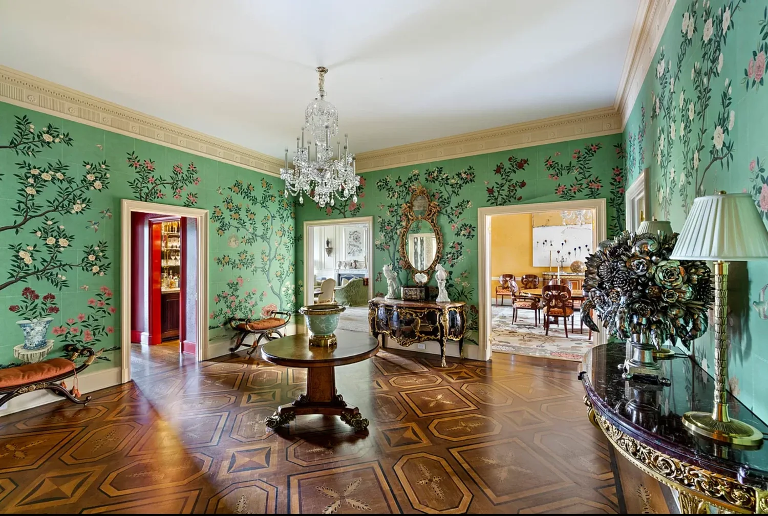 Gracie Wallpaper Installations