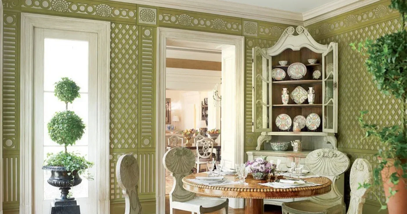 Gracie Wallpaper Installations