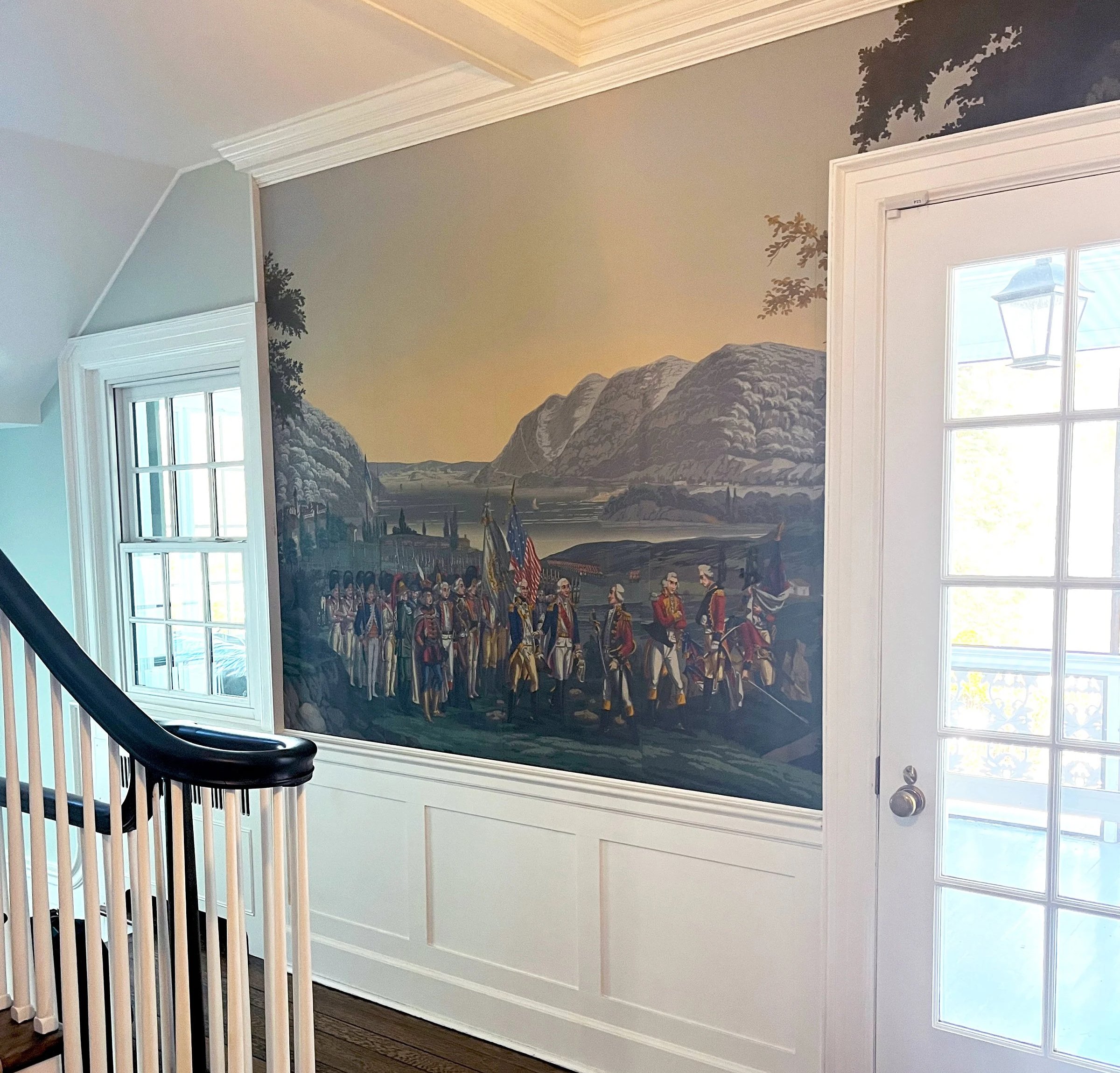 Antique War of Independence panoramic wallpaper installed in historic interior