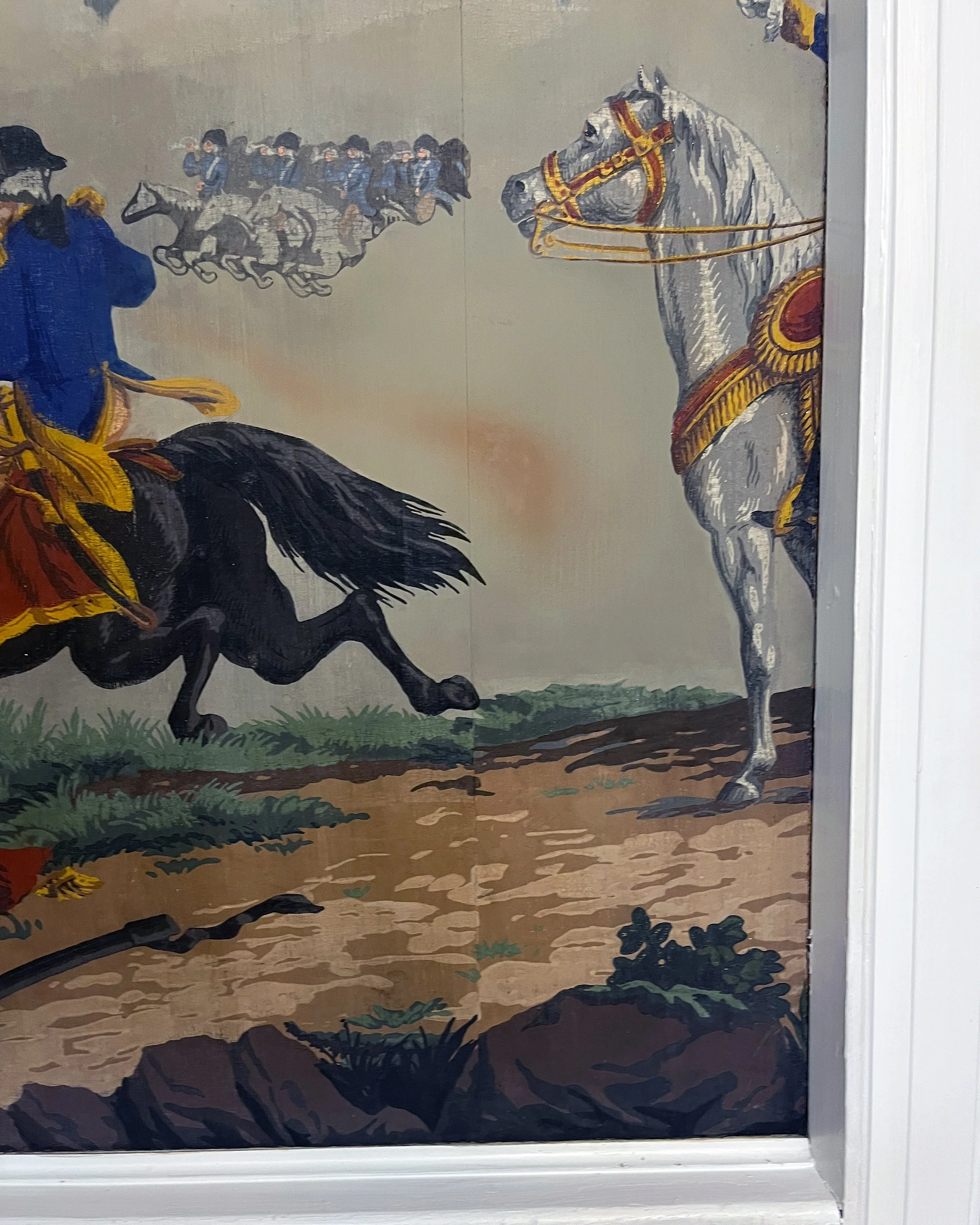 Antique War of Independence wallpaper after restoration
