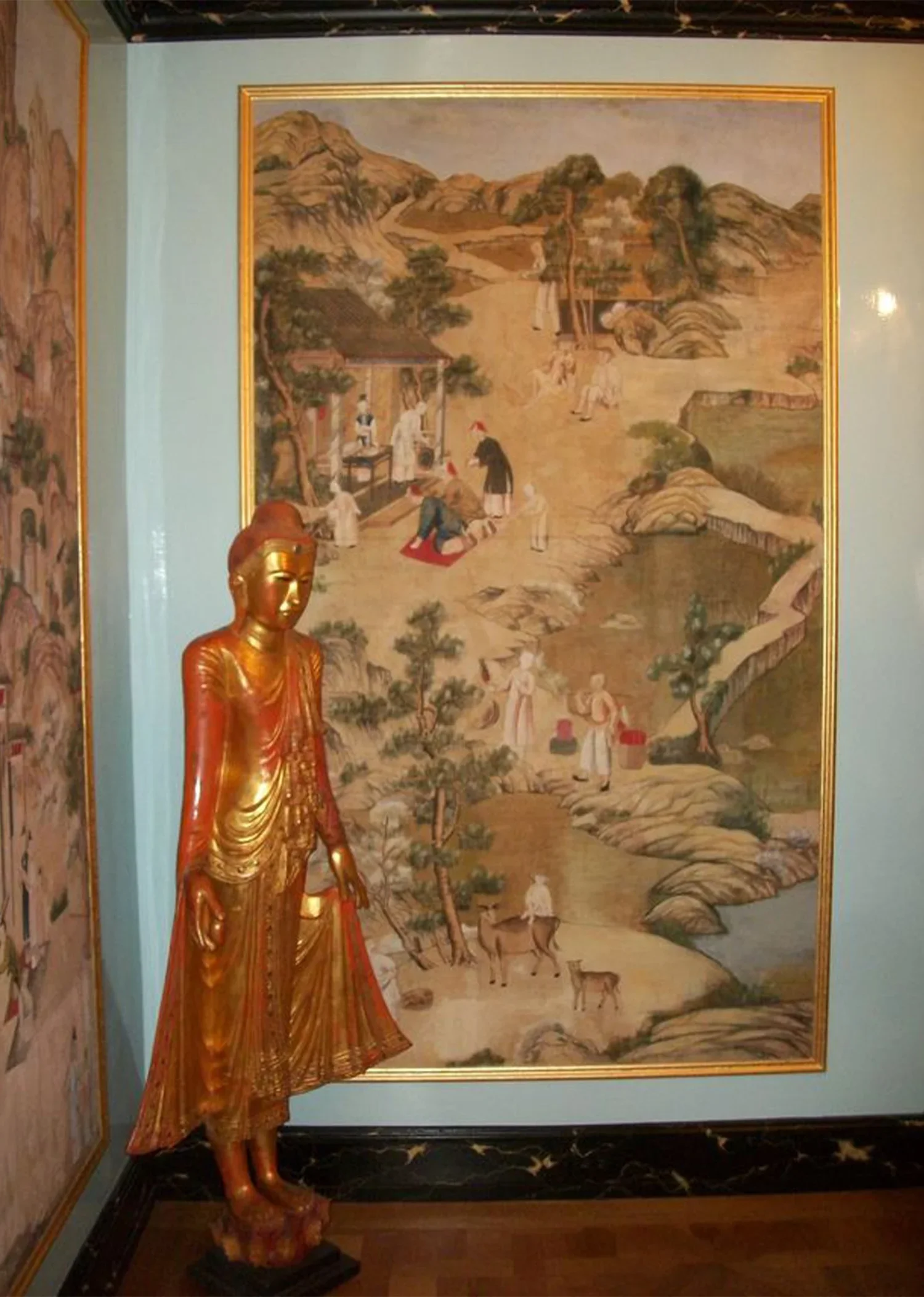 Park Avenue reinstallation with custom moldings