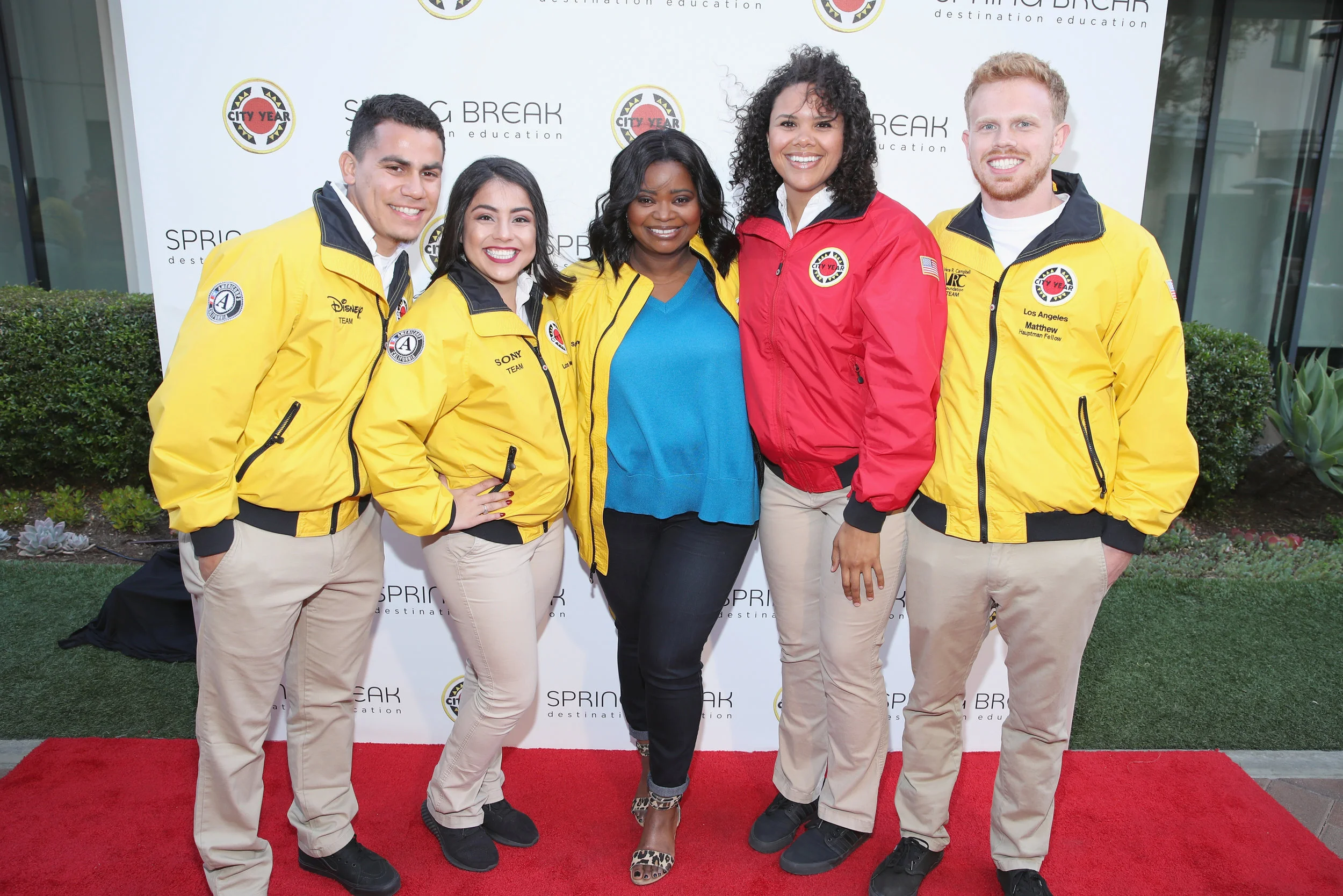Octavia Spencer, CYLA Board and RJS Member, joins AmeriCorps members at the start of Spring Break