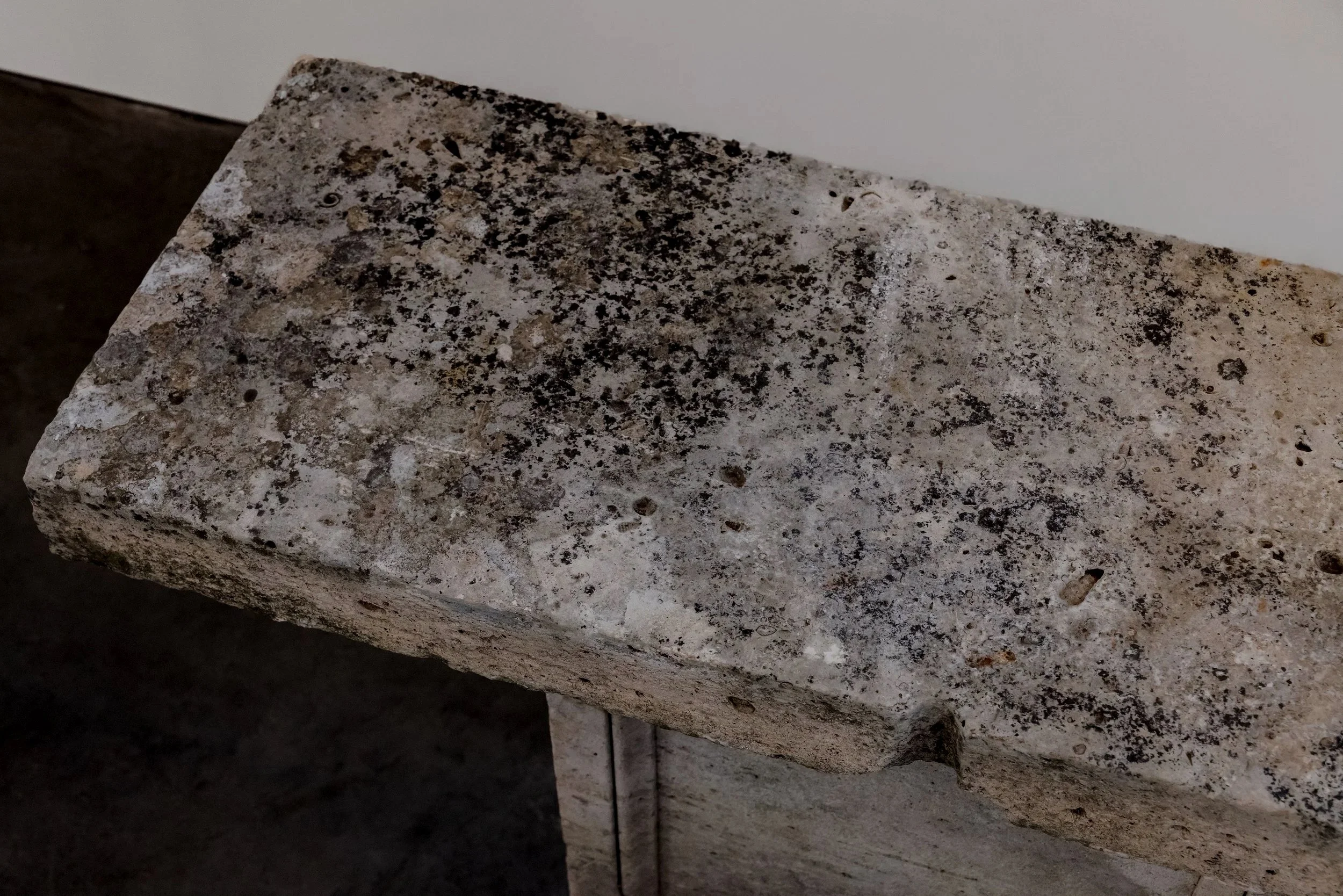 25.27x71_Stone+Consoles%2C+17th+Century_H41-W49-D18X.jpg
