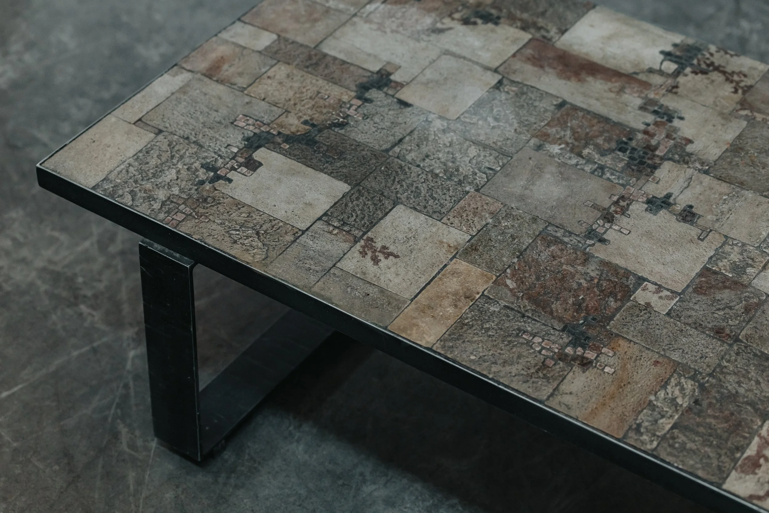 29.33x27_Pia Manu Coffee Table Netherlands 1960s_H14-W59-D26X.jpg