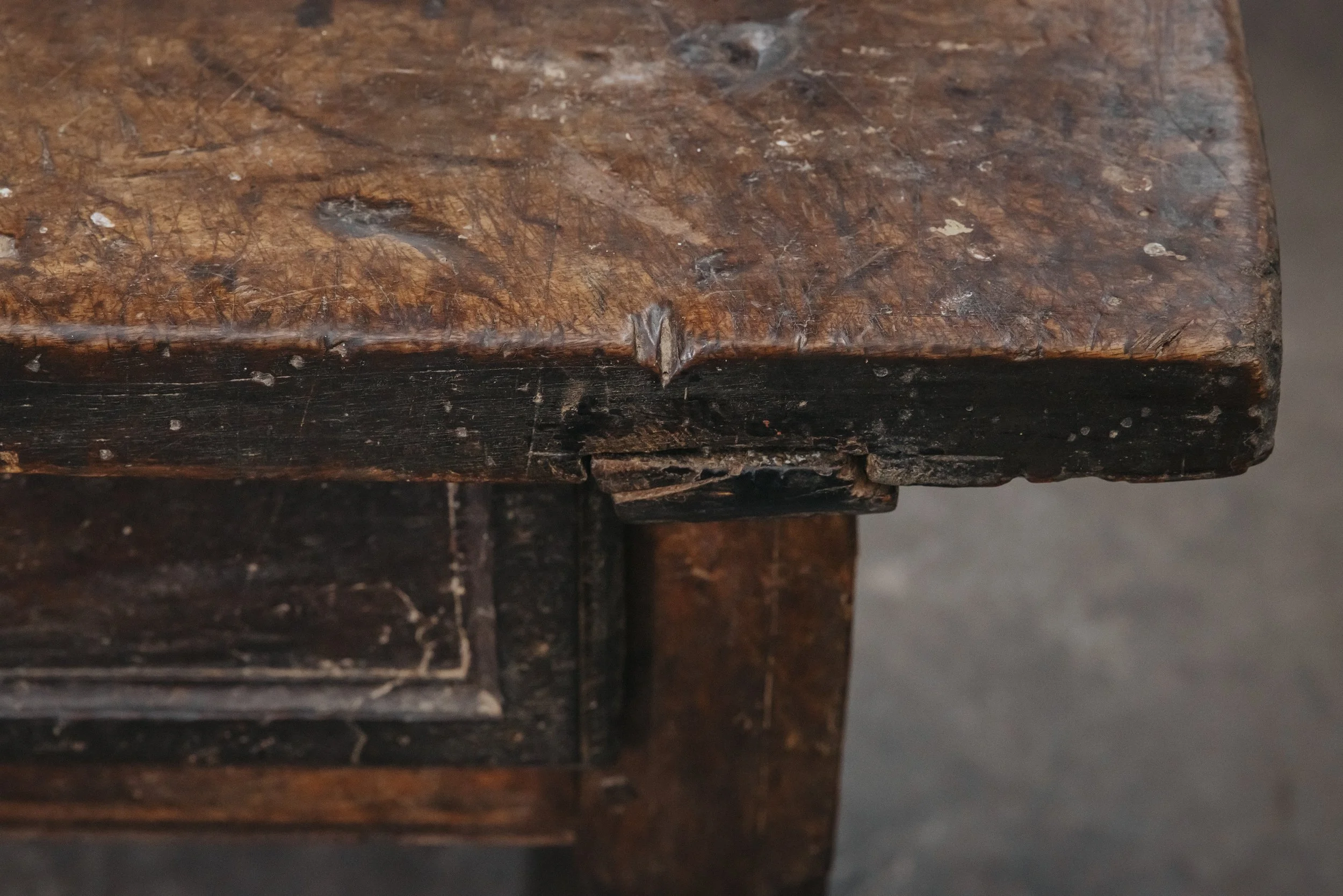 28.60x60_Italian Console Table, 18th Cen_H32-W63-D28X.jpg