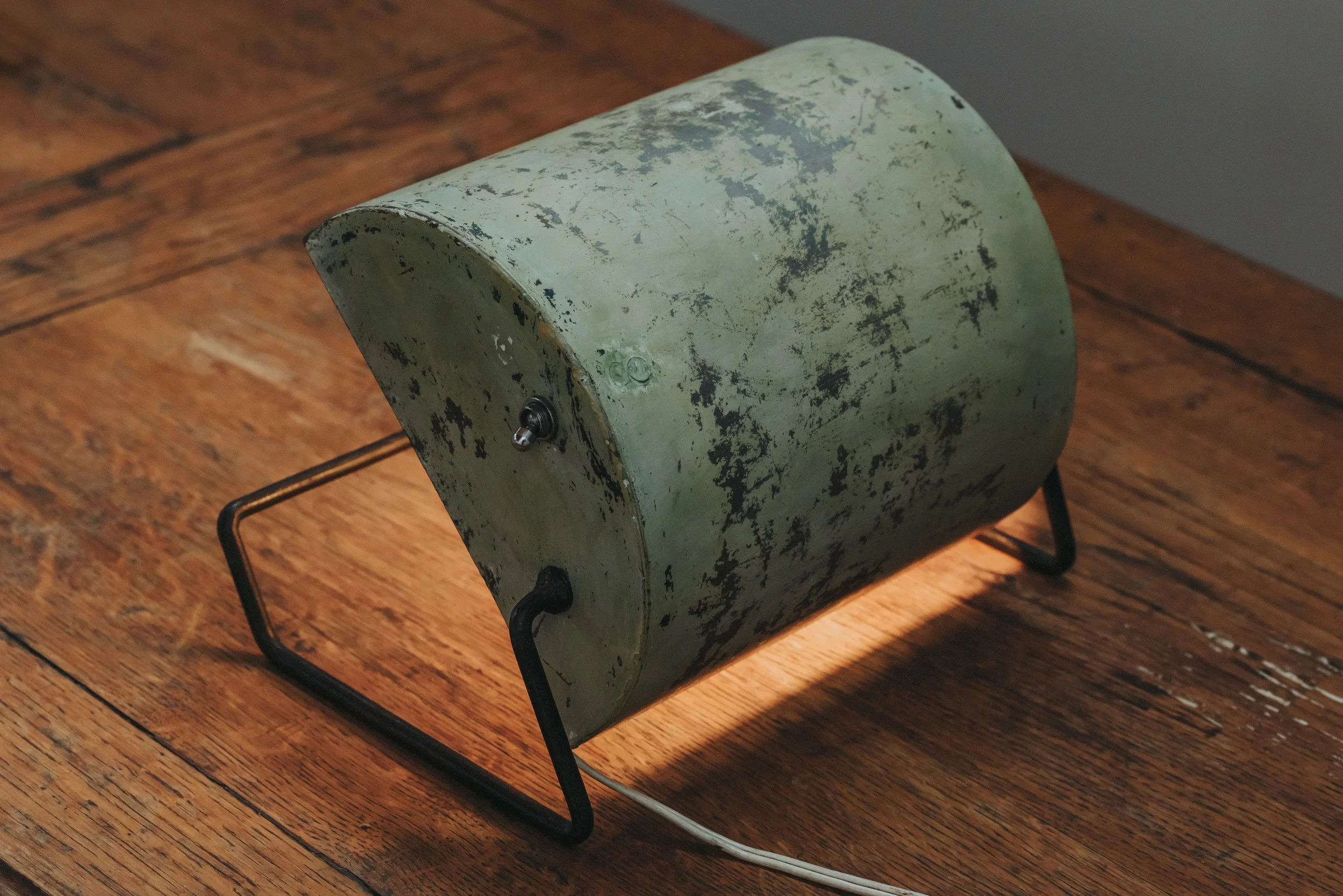 30.40x18_French Table Lamp, 1960s_H8-W11-D8X.jpg