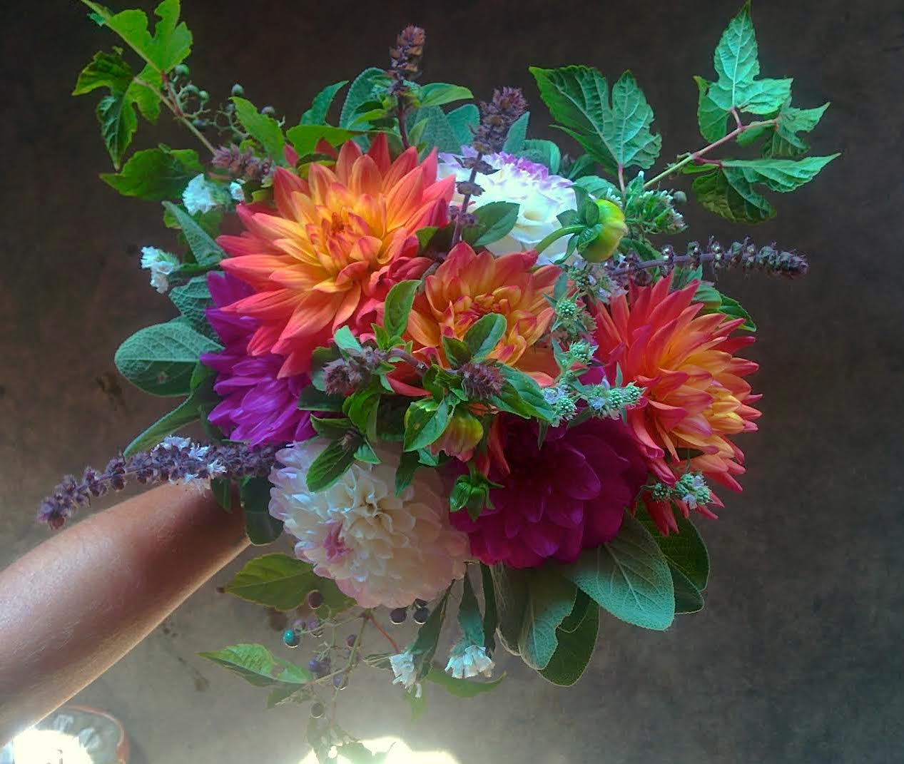 Summer_Bridal_Bouquet.jpg