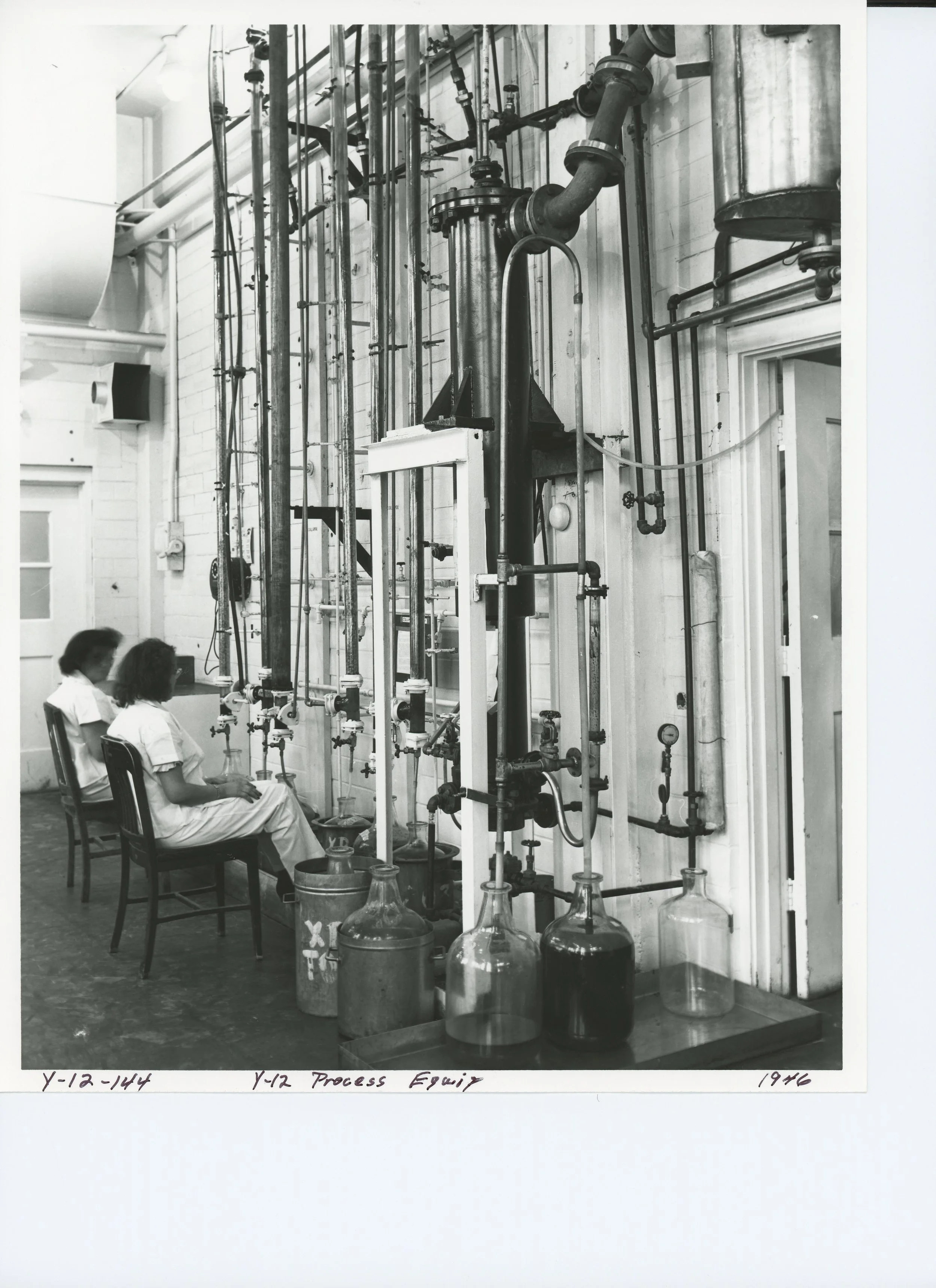 ArchiveBooklet69-Y-12089.jpg