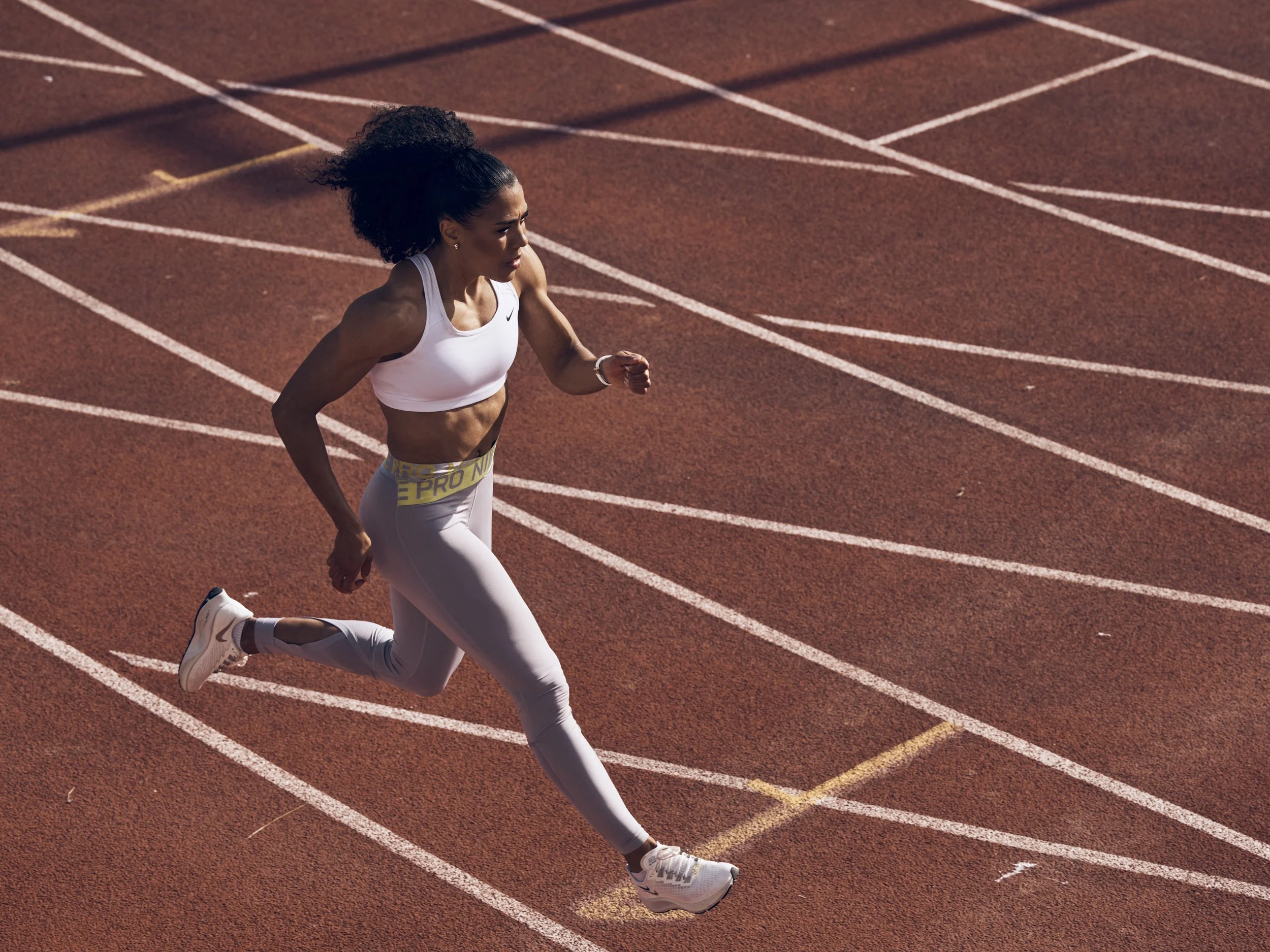 MUJINGA KAMBUNDJI / ATHLETE