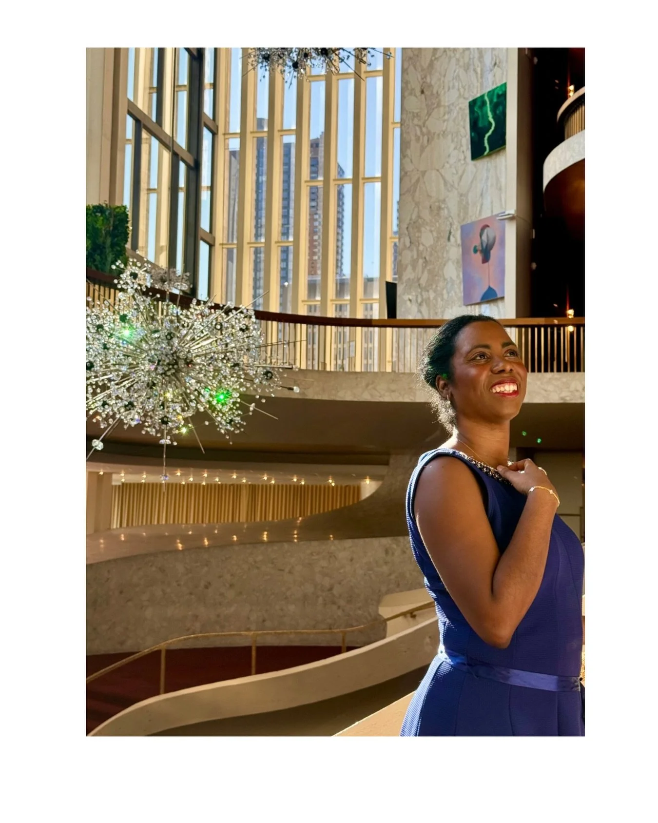 Thank you to everyone for the wonderful birthday wishes. I am thankful and inspired!! Here&rsquo;s to an amazing 2026!! XOXO🎂🎁

[📸 @thesavvymezzo ]
&bull;
&bull;
&bull;
#happybirthday #operasingersofinstagram #toGodbetheGlory #SingKyaunnee #operas