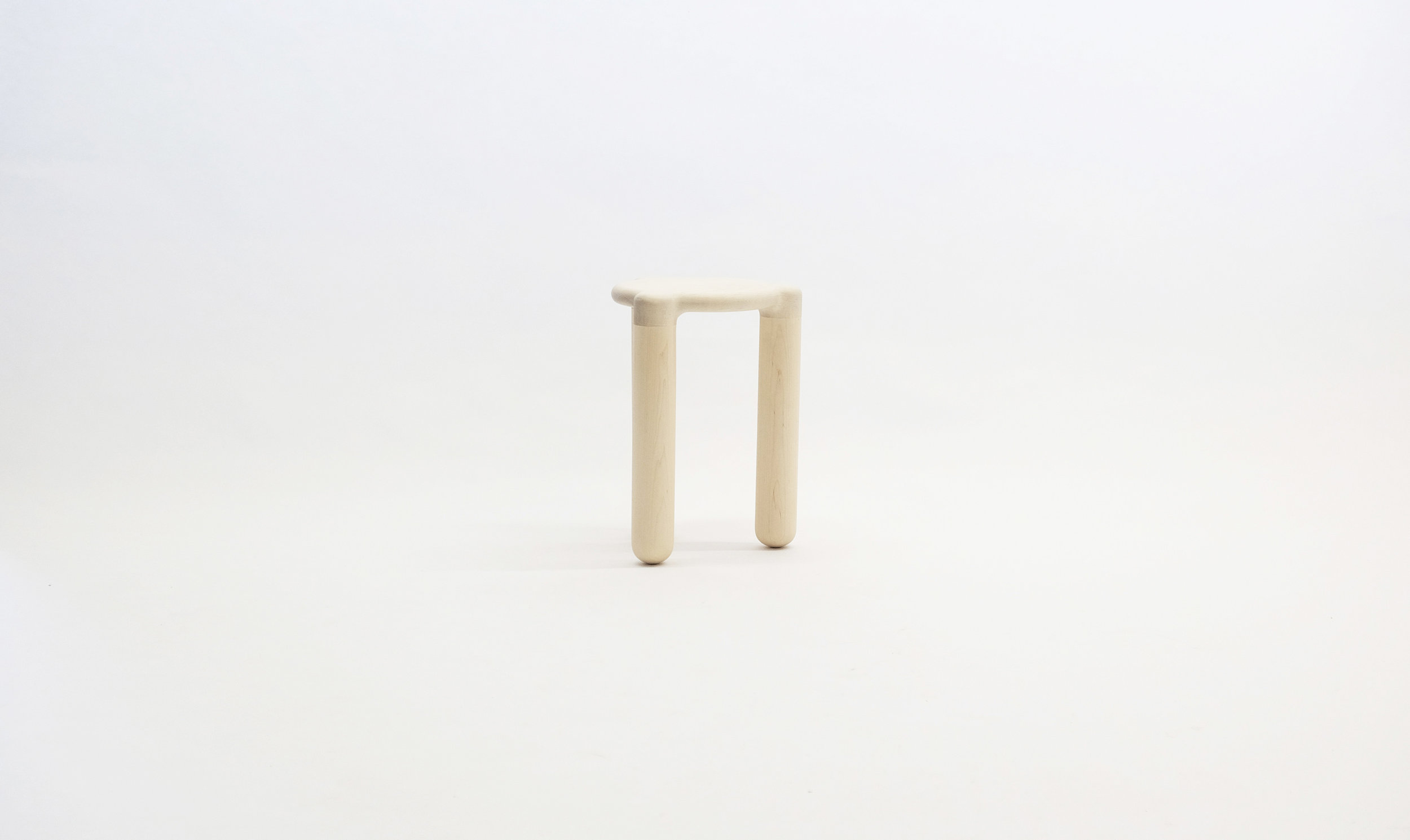 stool_bone_02c_loicbard.jpg