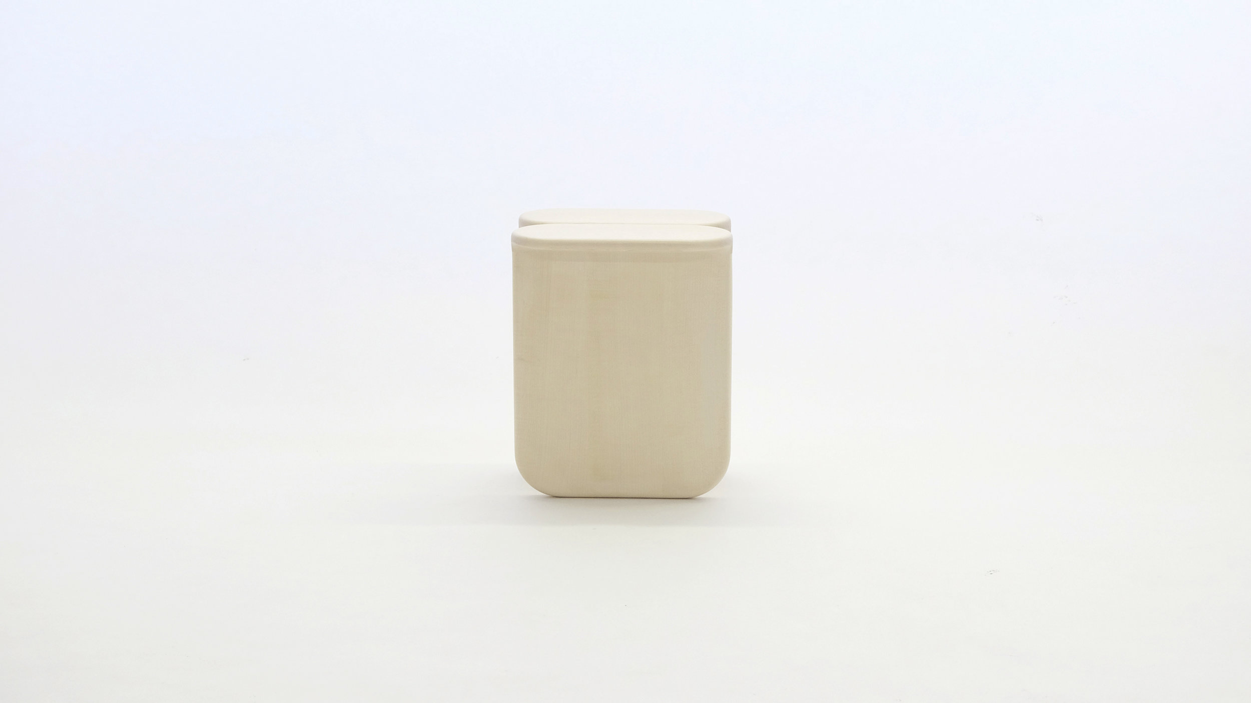 stool_bone_04g_loicbard.jpg