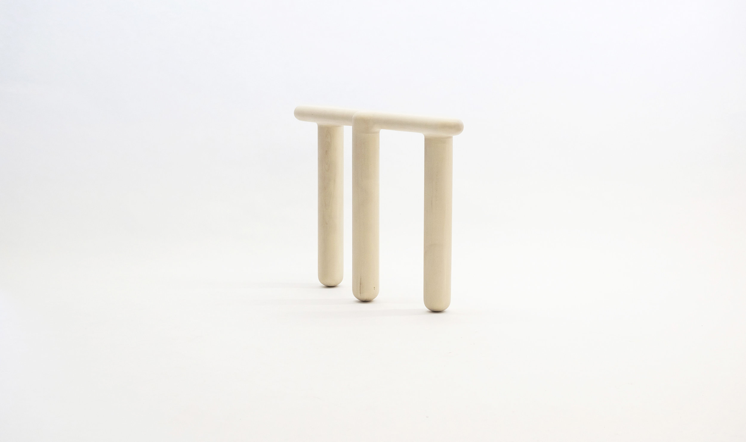 stool_bone_09c_loicbard.jpg