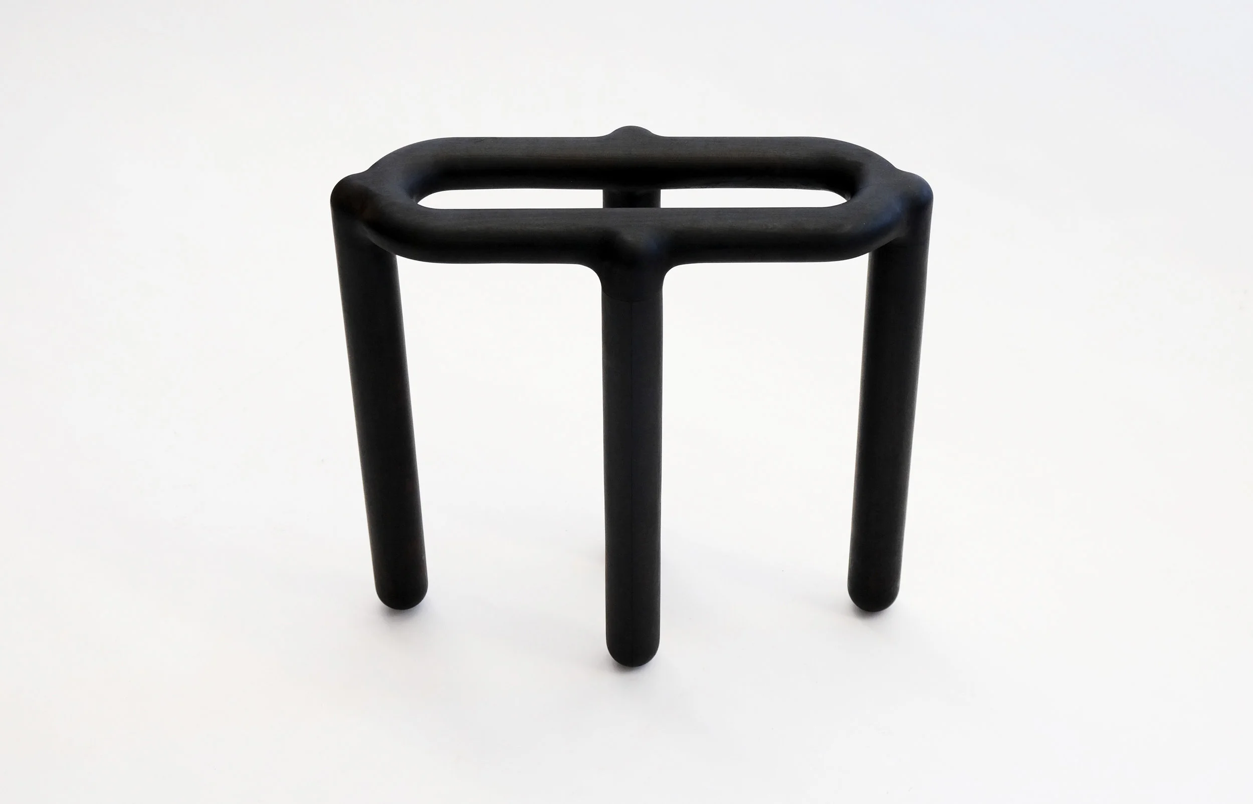 stool_bone_11c_loicbard.jpg