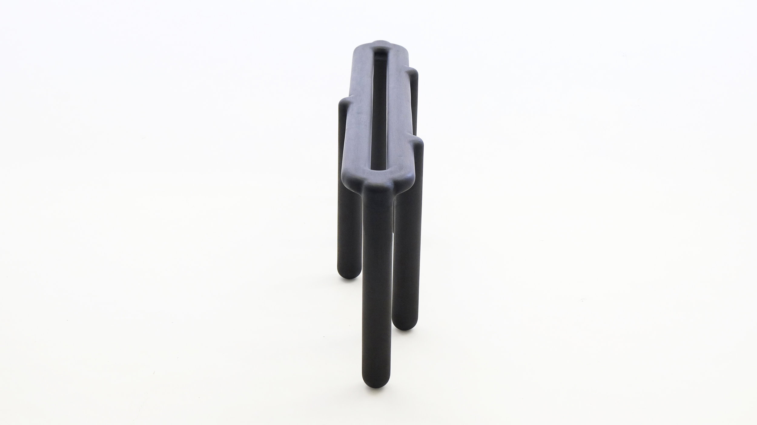stool_bone_12-2b_loicbard.jpg