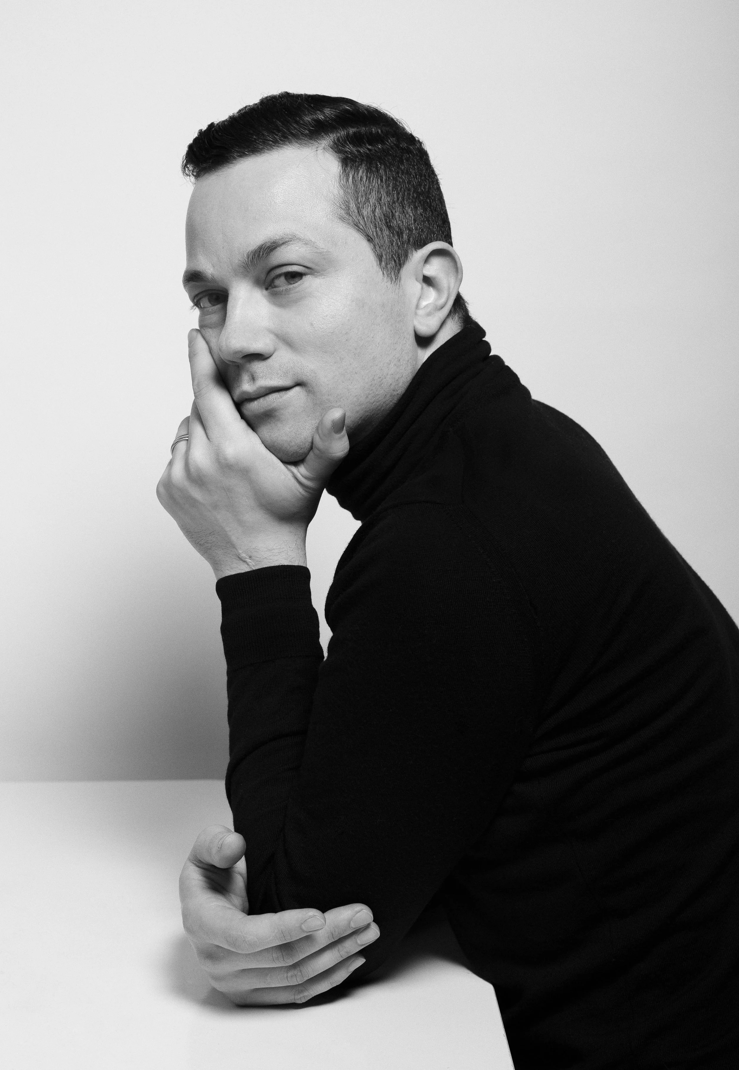 Pierre_Gonalons_portrait3_BW.jpg