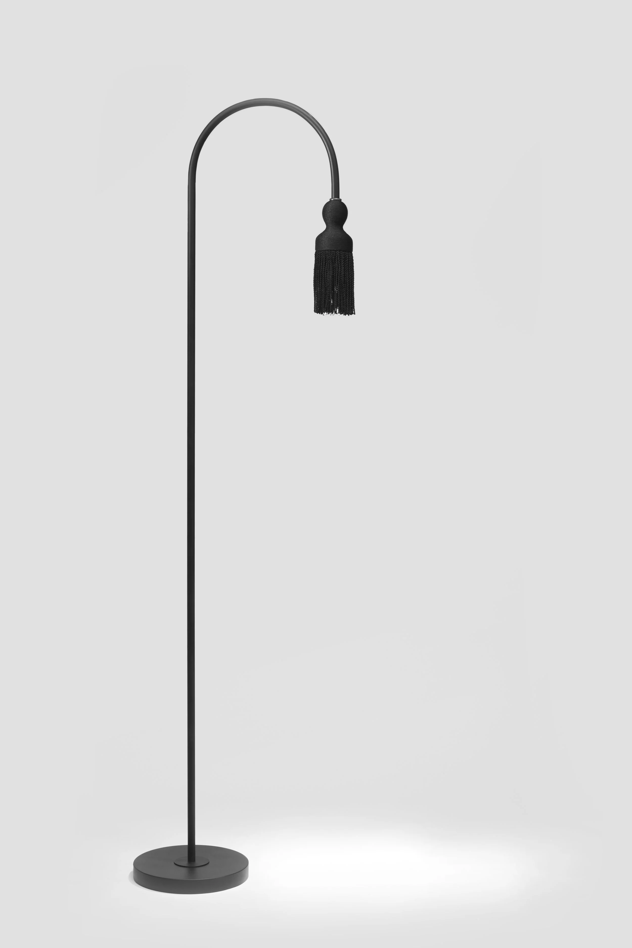 EMPIRE_floorlamp_ASCÈTE_Pierre_Gonalons.jpg