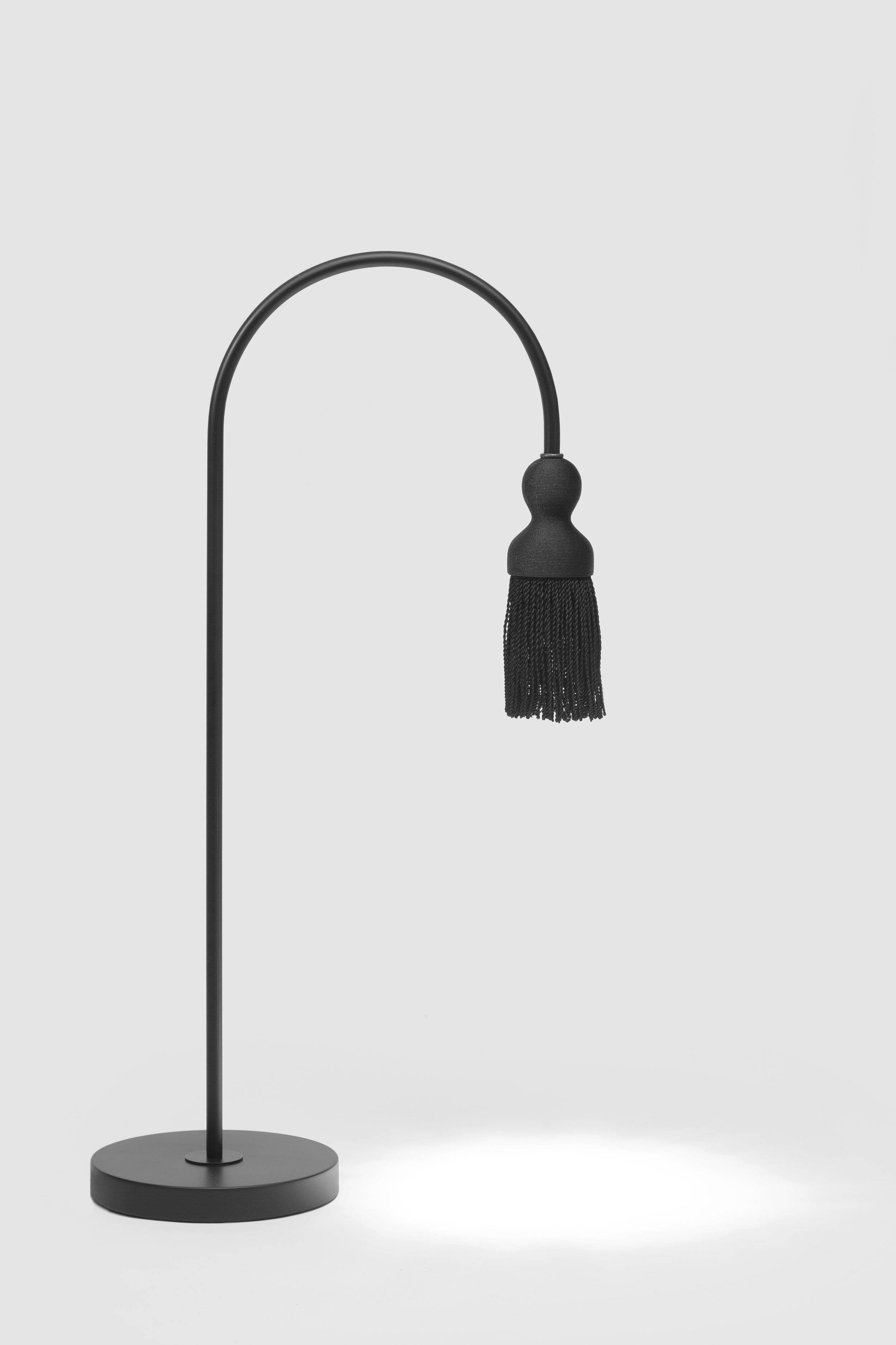 EMPIRE_tablelamp_ASCÈTE_Pierre_Gonalons.jpg