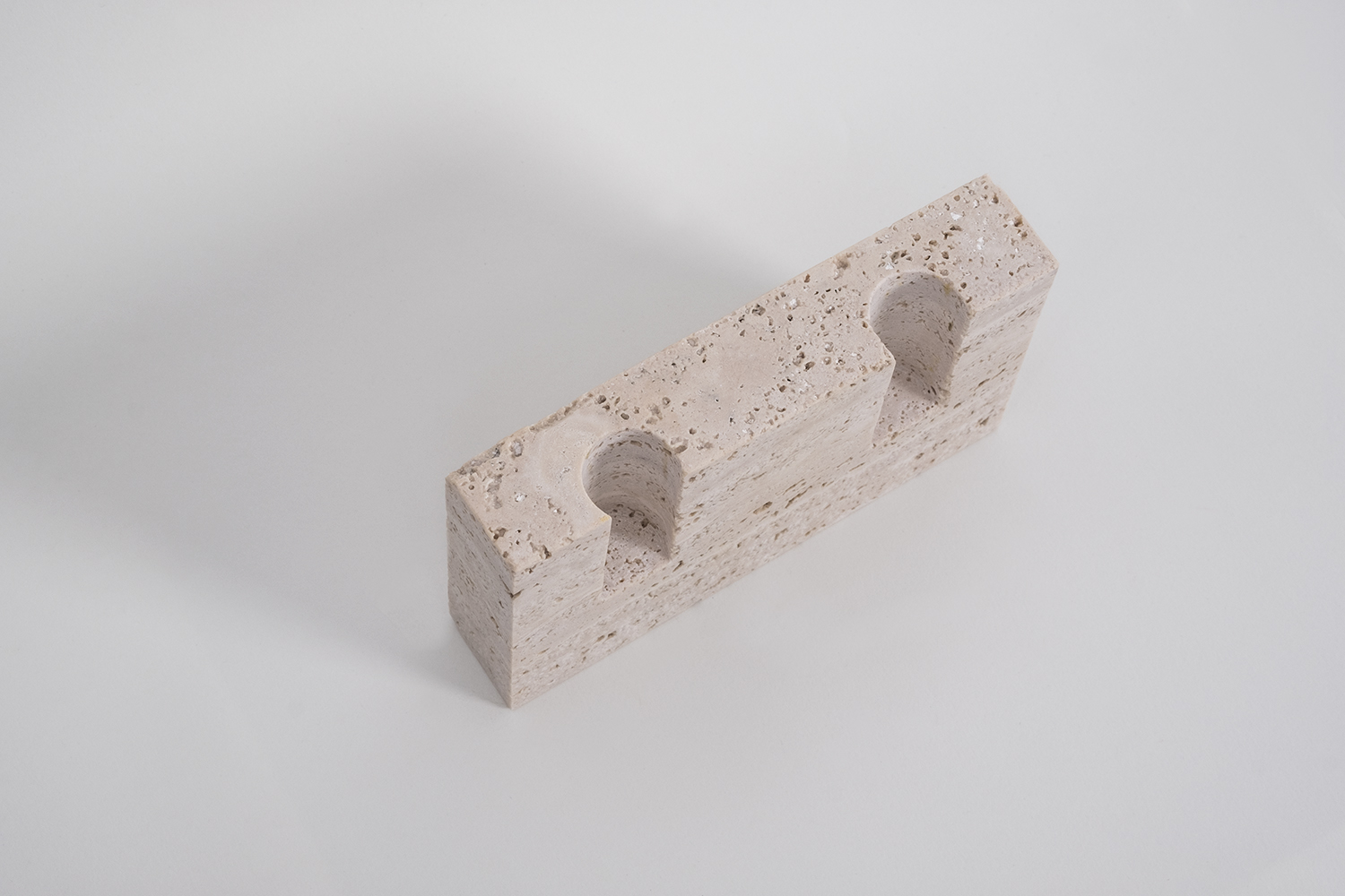 Snug candle holder_Bone white travertine_04.jpg