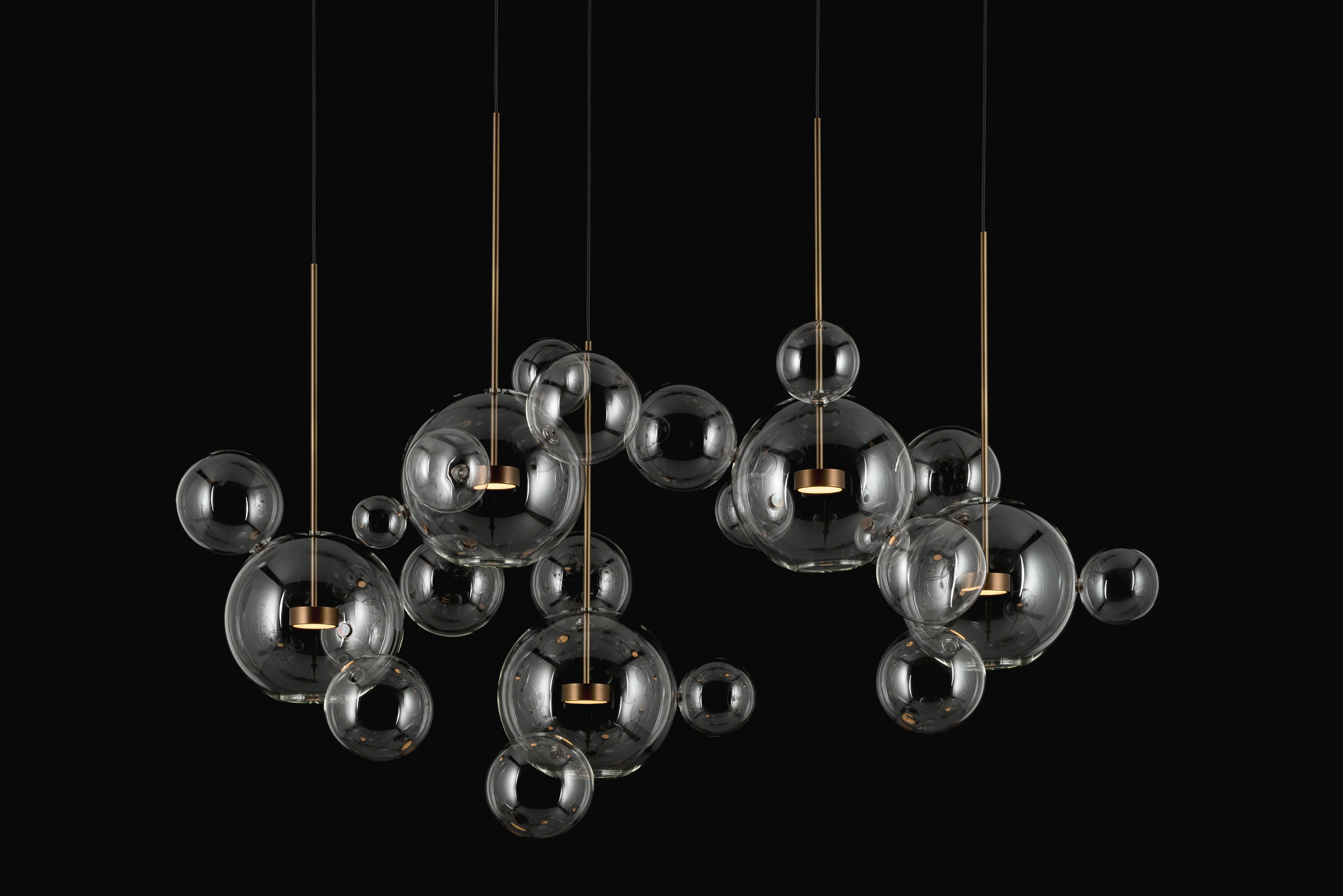 Giopato_Coombes_Bolle_Zigzag_Chandelier_24_Bubbles_Ph_FedericoVilla.jpg