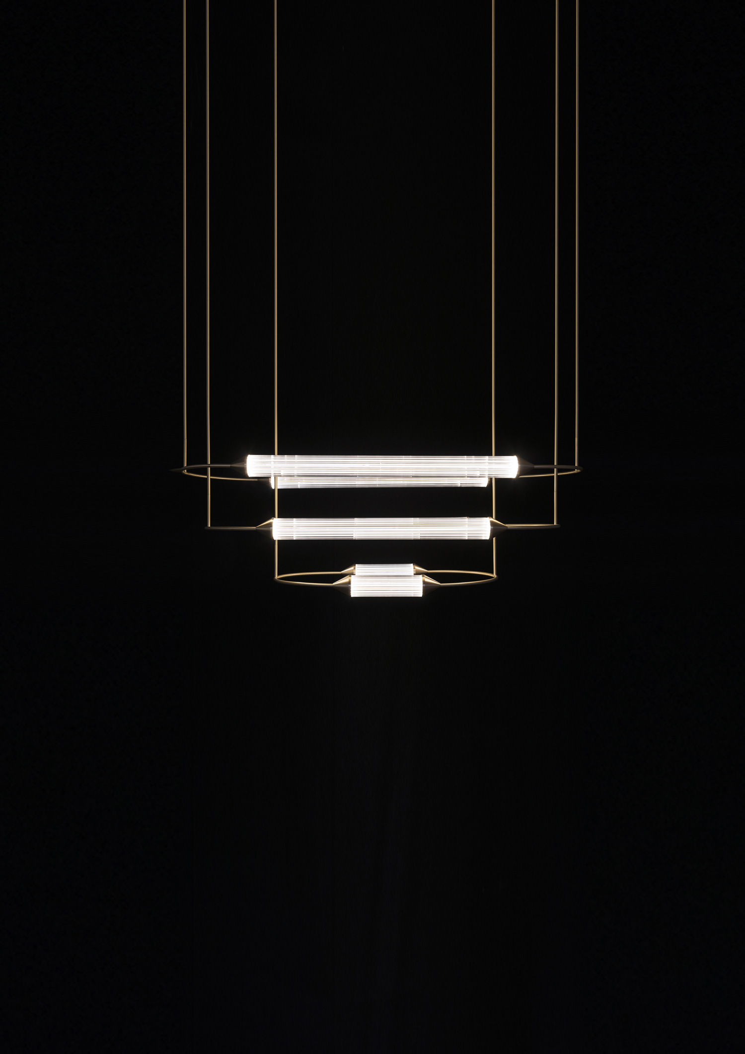 Giopato_Coombes_Cirque_Chandelier_2_Medium_2_Ph_JonBronxl.jpg