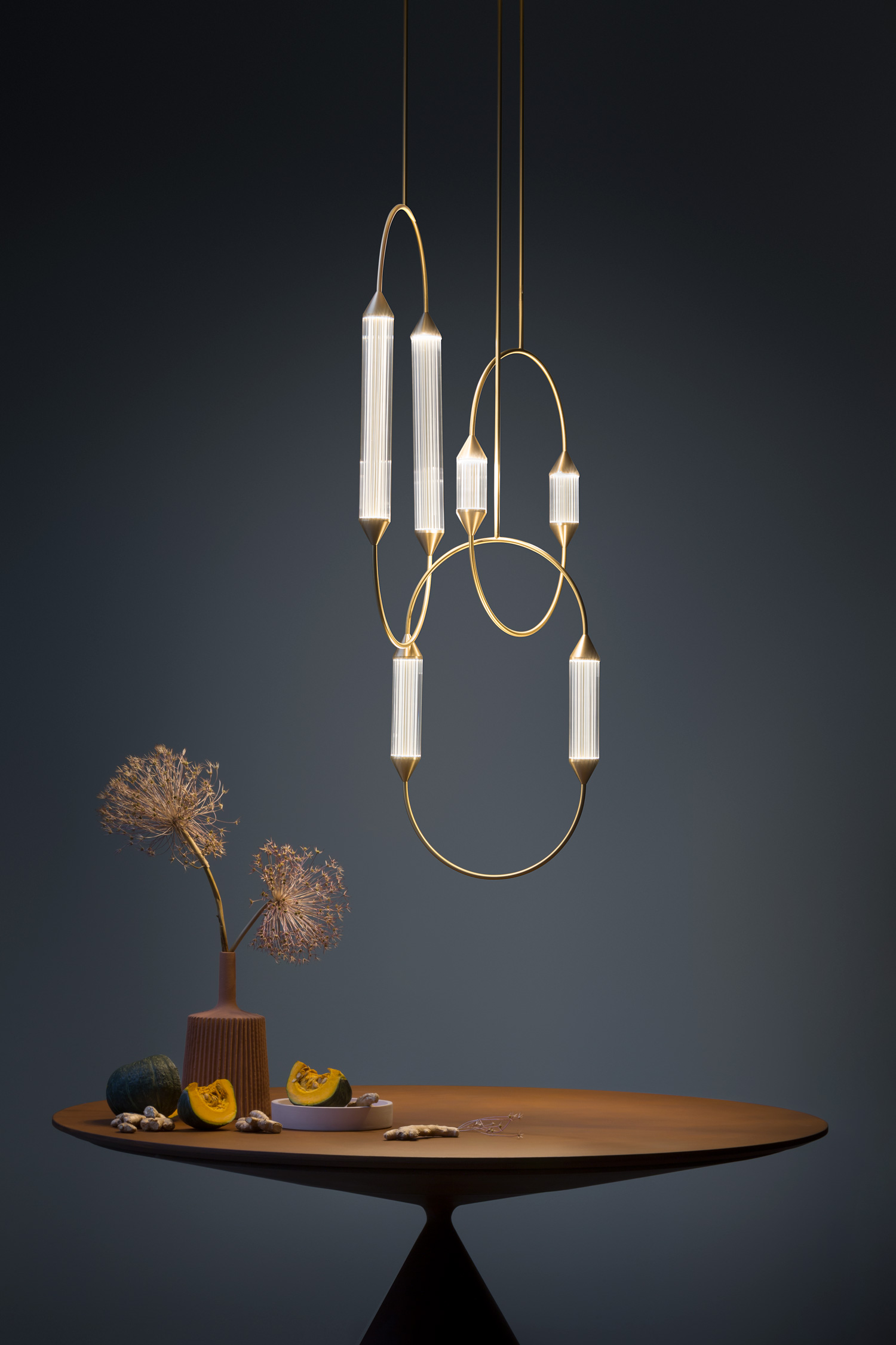 Giopato_Coombes_Cirque_Chandelier_4_Medium_2_Set_Ph_BeppeBrancato_02.jpg