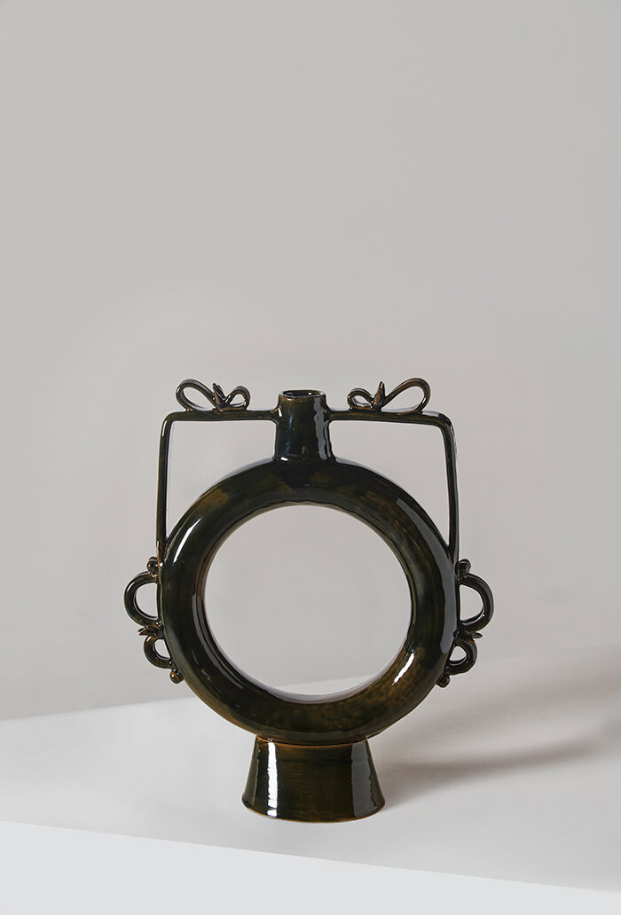 Siri Vase by Pretziada Studio, made by Walter Usai green.jpg