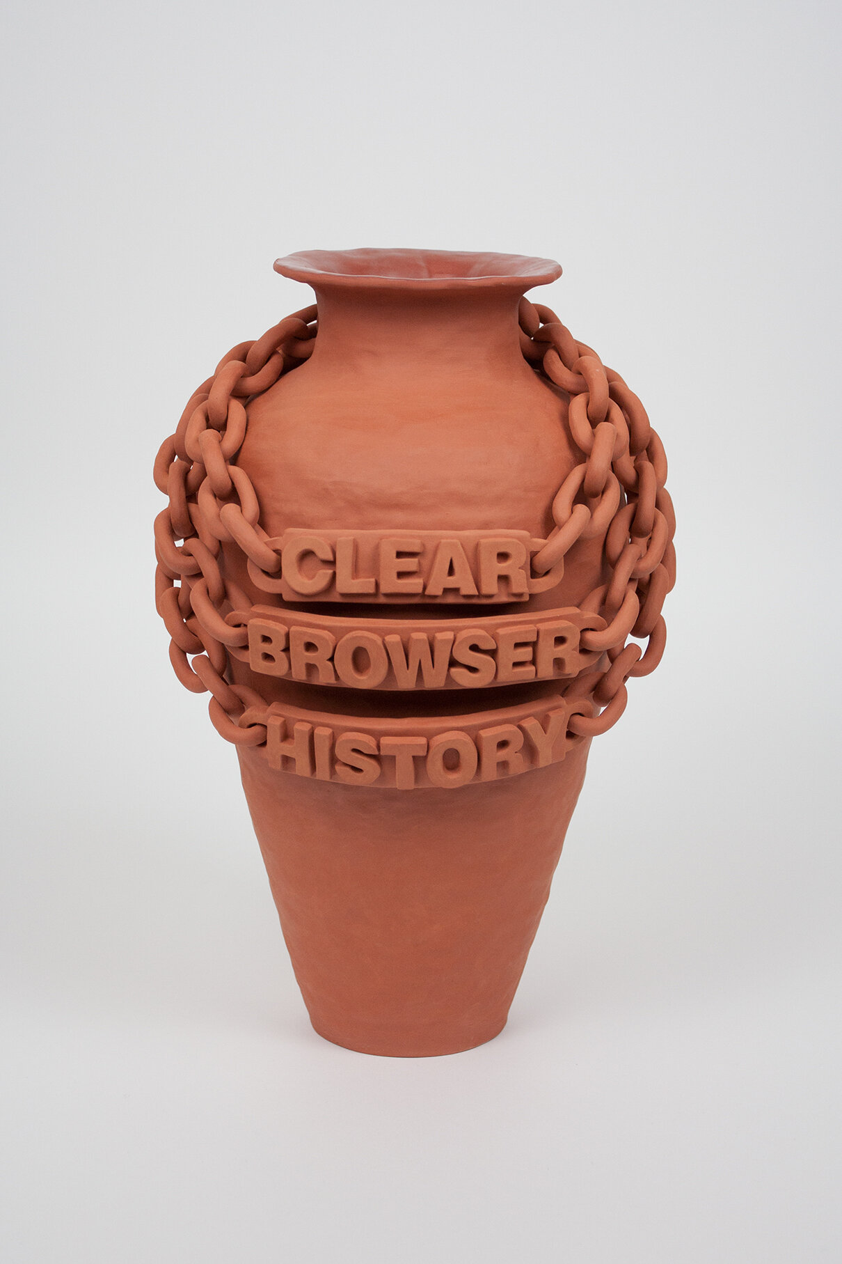 Mathieu-Frossard-Clear-browser-history-2019-Glazed-earthenware-340x200x200mm-A.jpg