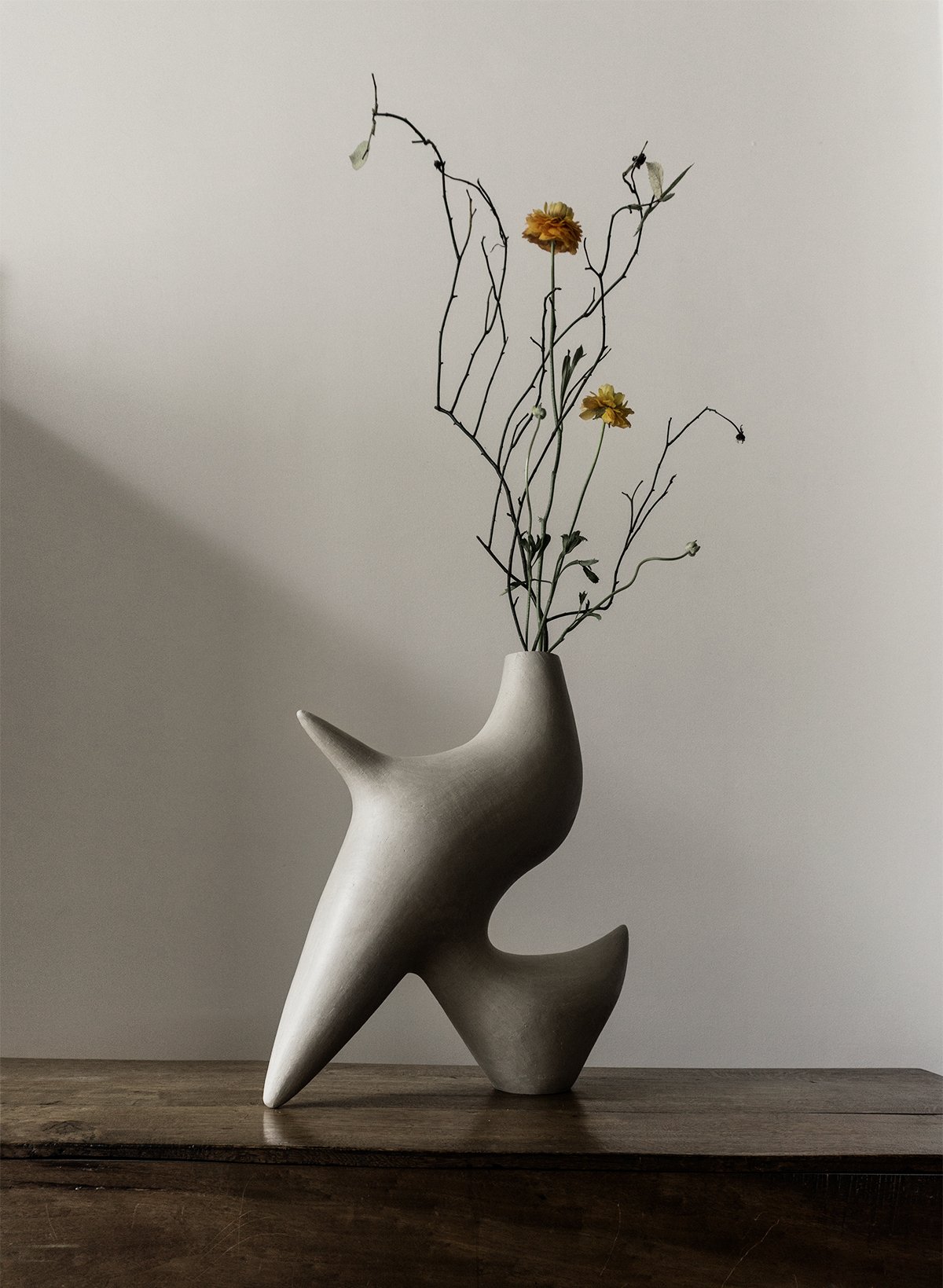 Dove-Vase-ceramics-cosmiq-cosmin-florea-1.jpg