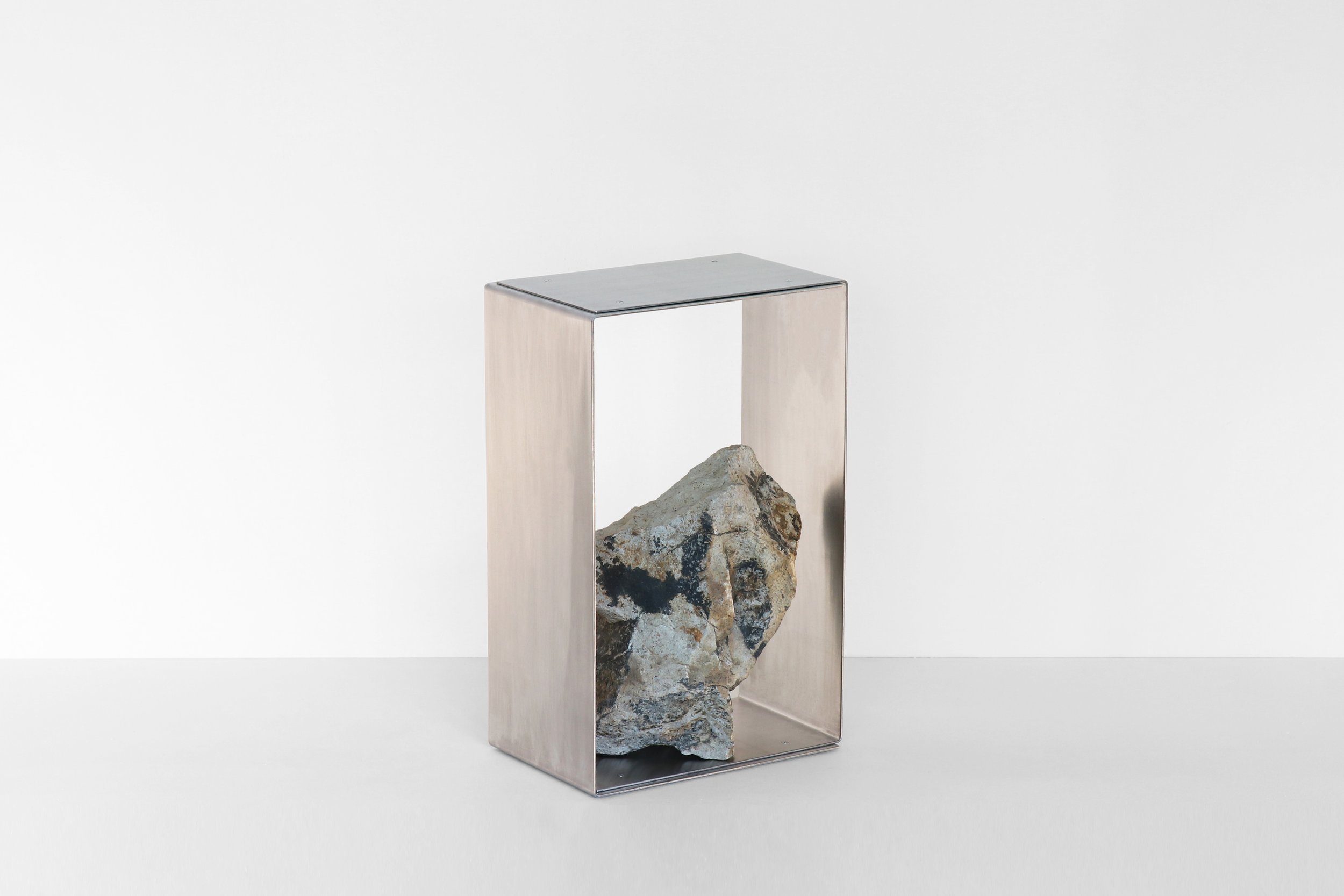 Steel and Stone - side table - Stainless steel - edition 1 - A.jpg