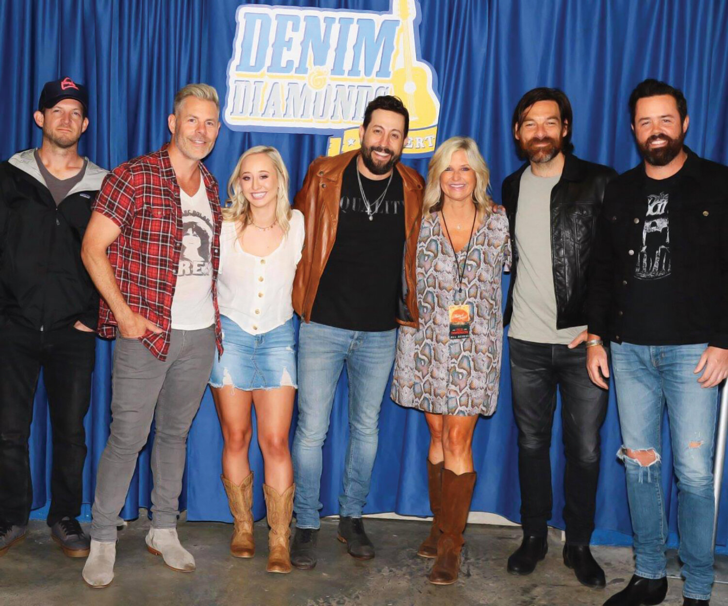 cmyk_Annie Roberts and Terri Roberts  with Old Dominion.jpg