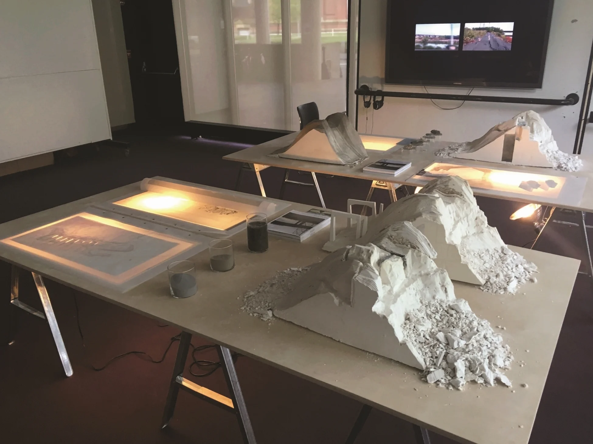 Wettstein_Thesis_Installation_Page_4.jpg