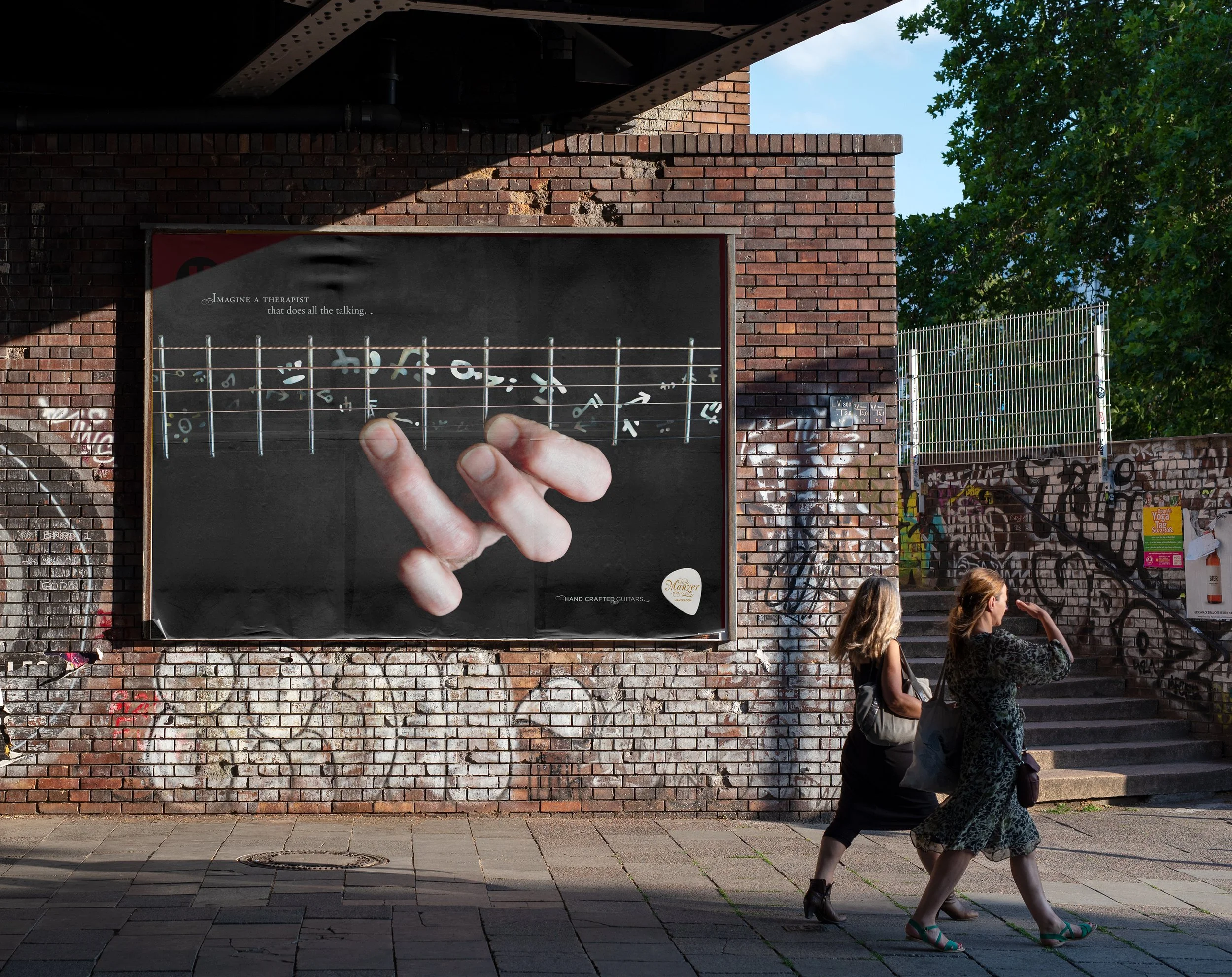 Manzer_poster_mockup_02.jpg