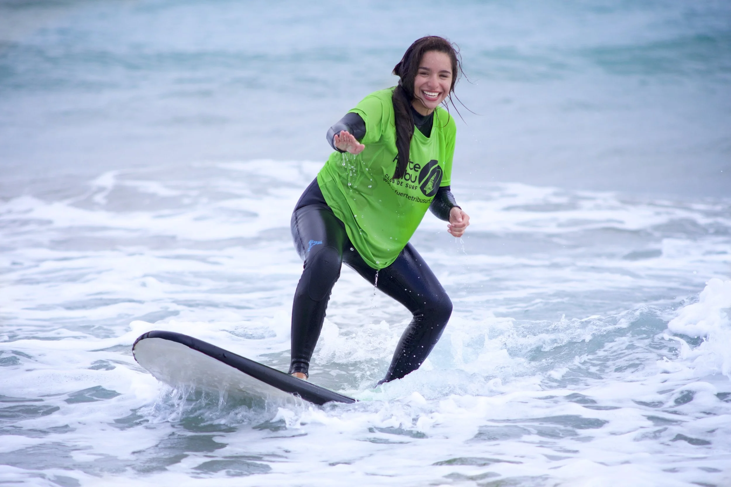 clases de surf Fuerteventura. Cursos de surf para princpiantes