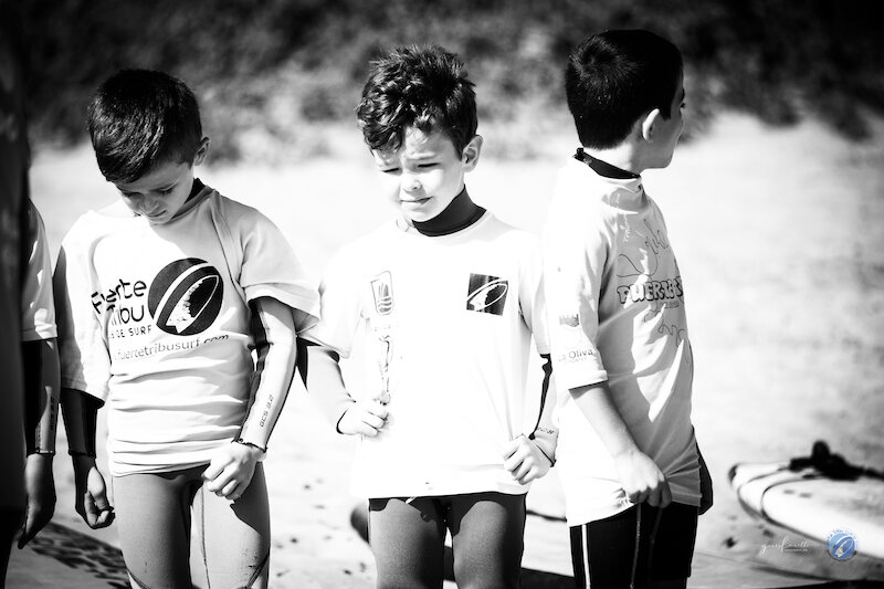 1Fuertetribu Summerschool Surfcamp Surf Kids Fuerteventura Esculeaverano Giusy Fanelli Photographer Dragonfly Pix 6280