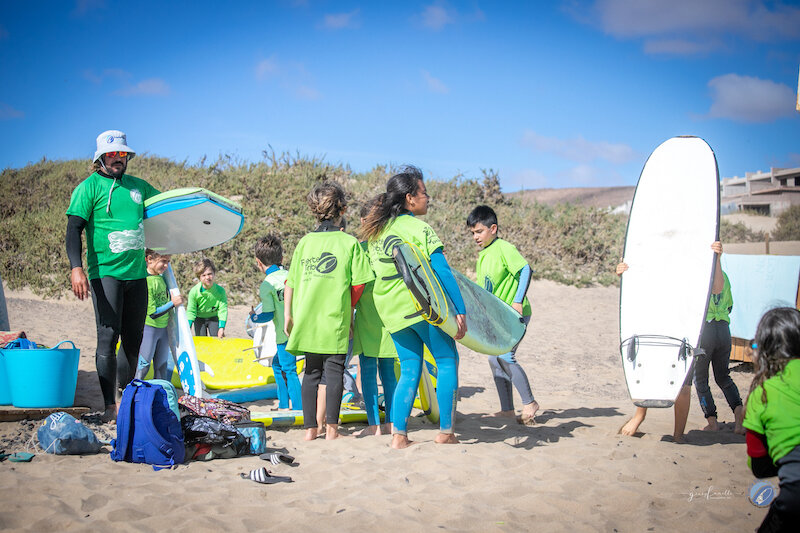 1Fuertetribu Summerschool Surfcamp Surf Kids Fuerteventura Esculeaverano Giusy Fanelli Photographer Dragonfly Pix 6259