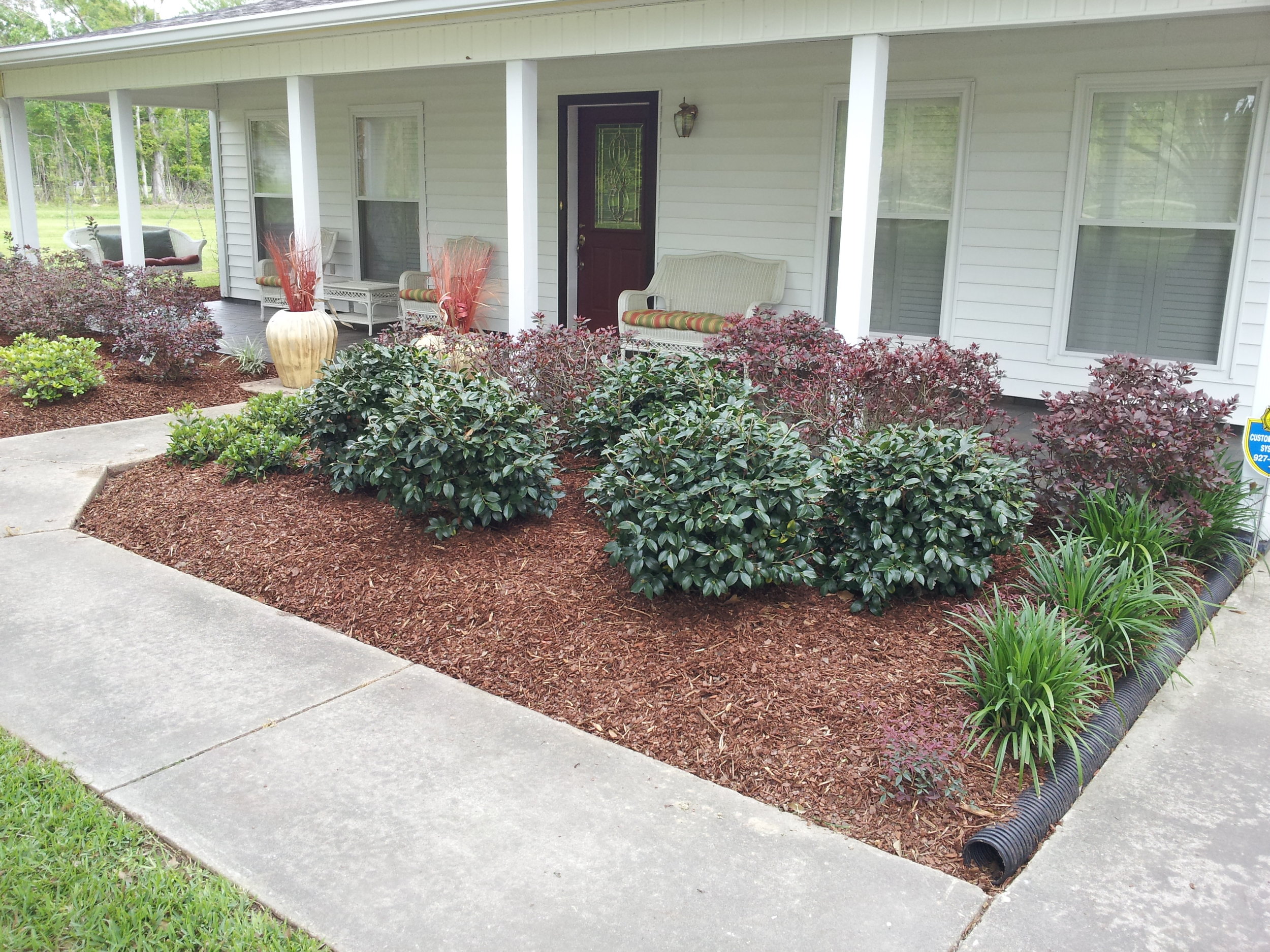 mulch-flowerbeds-baton-rouge-area (16).jpg