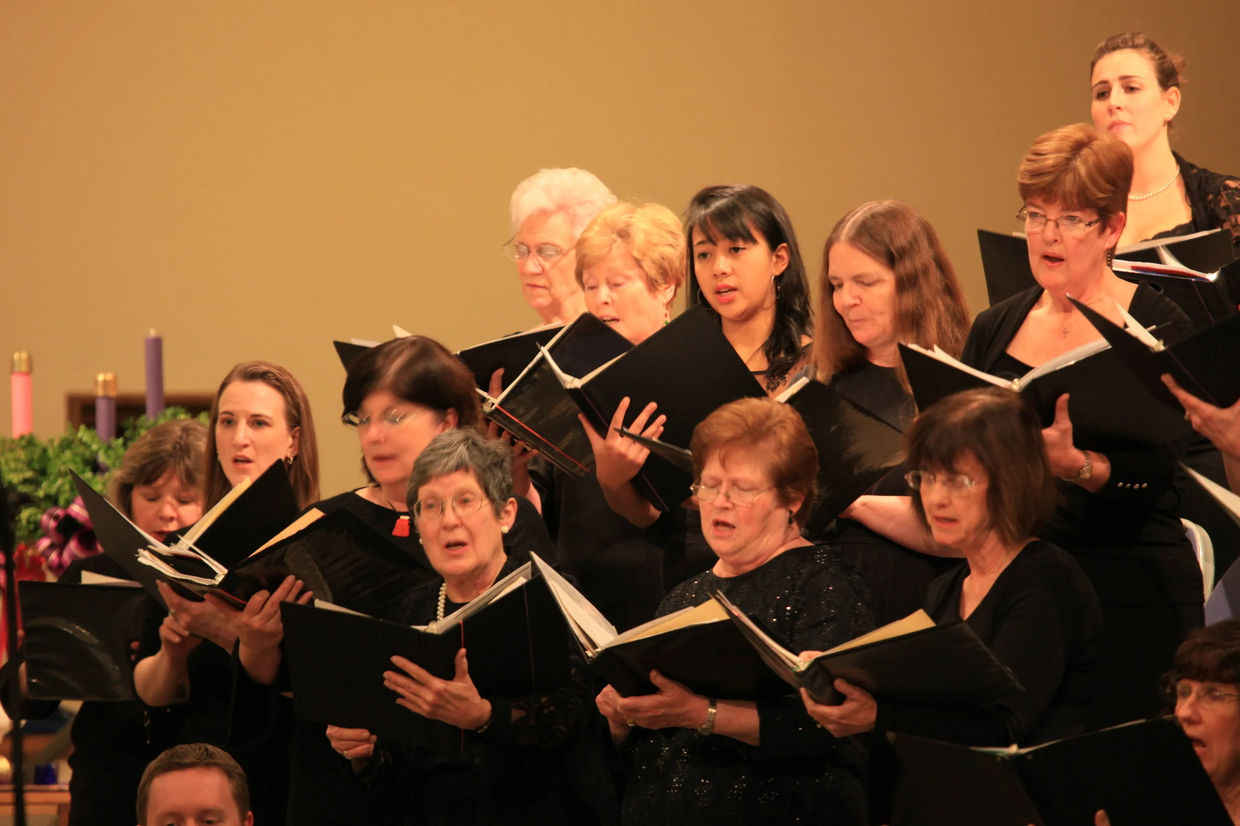  Women of the St. Louis Choir 