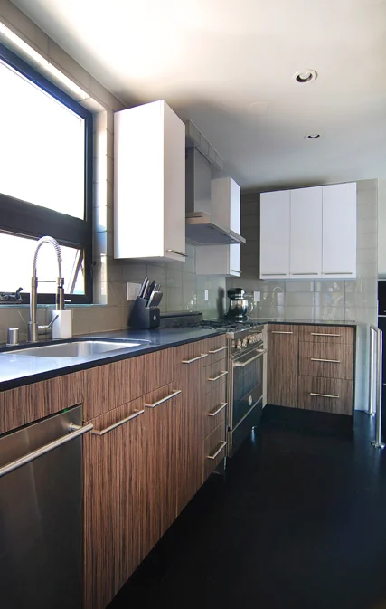 Pacific-View-Kitchen-In.jpg