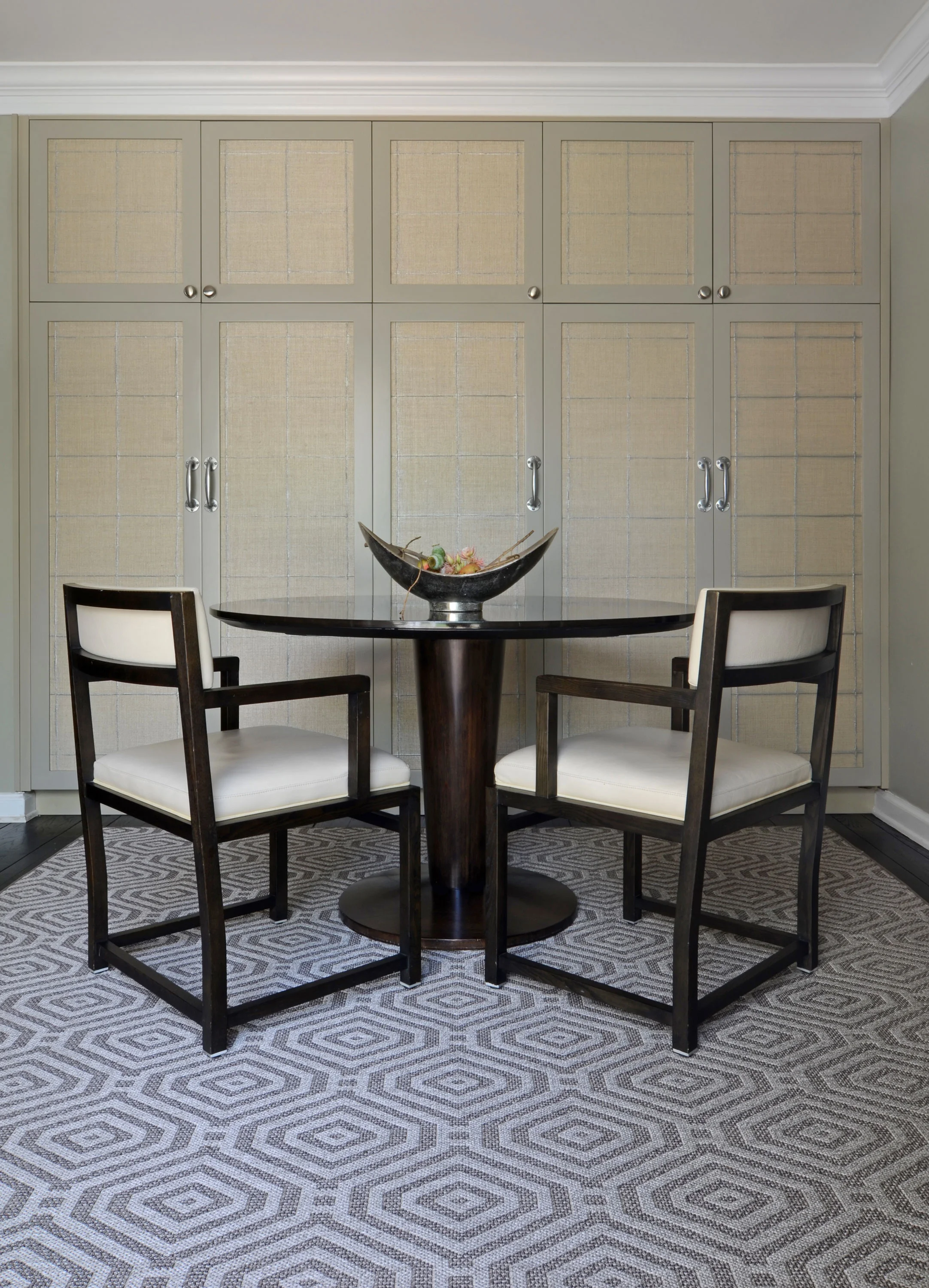 McCadden - Breakfast-Roomweb.jpg