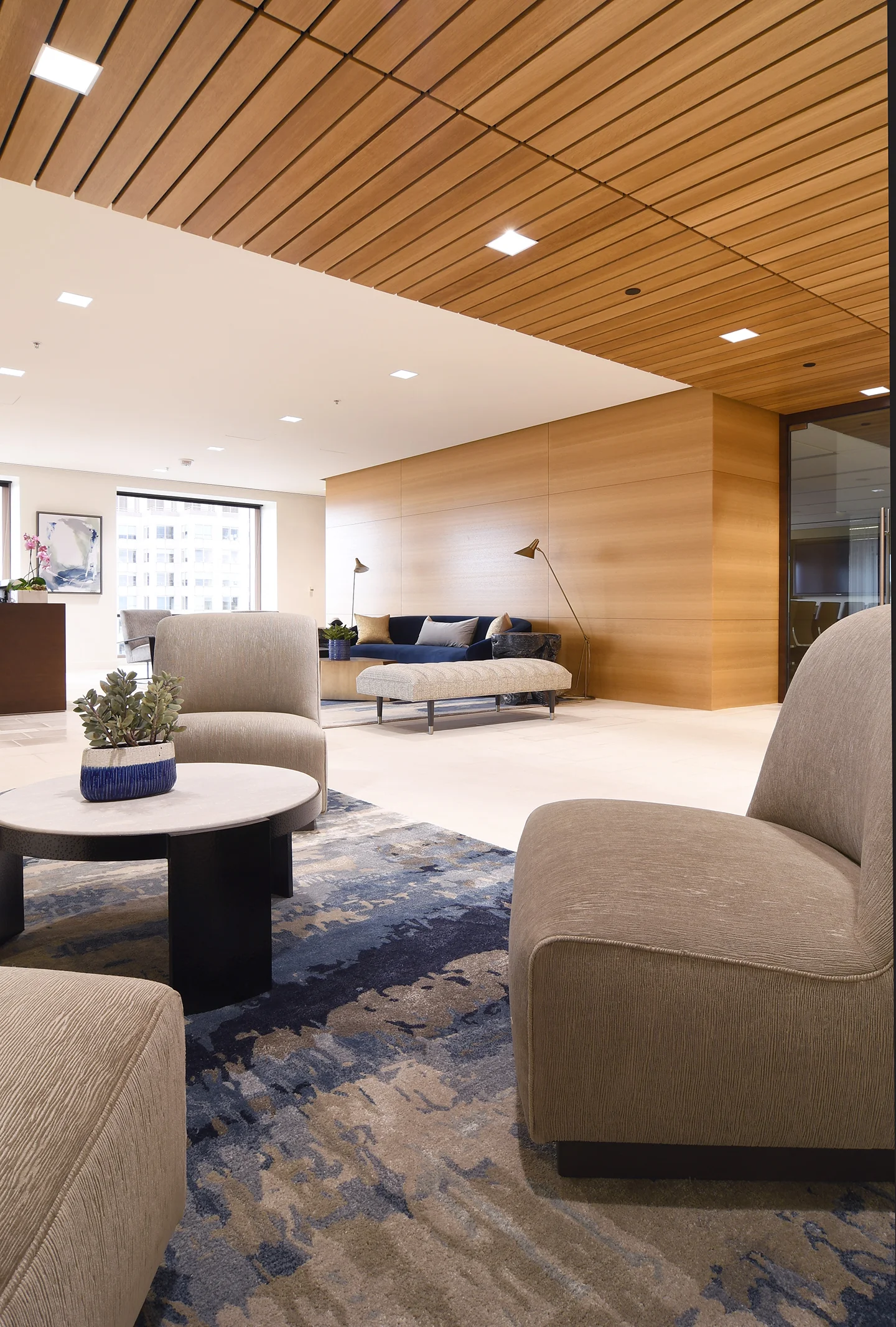 Benesh Lobby 1 web .jpg