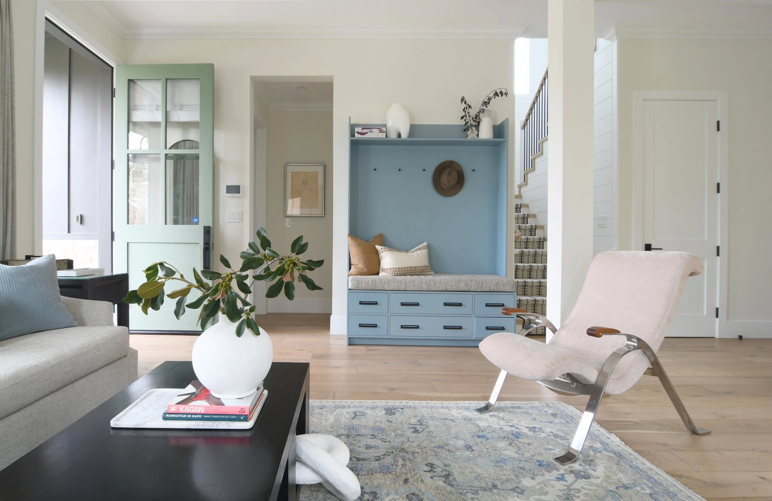 PIER AVENUE ENTRYWAY FIXED.jpg