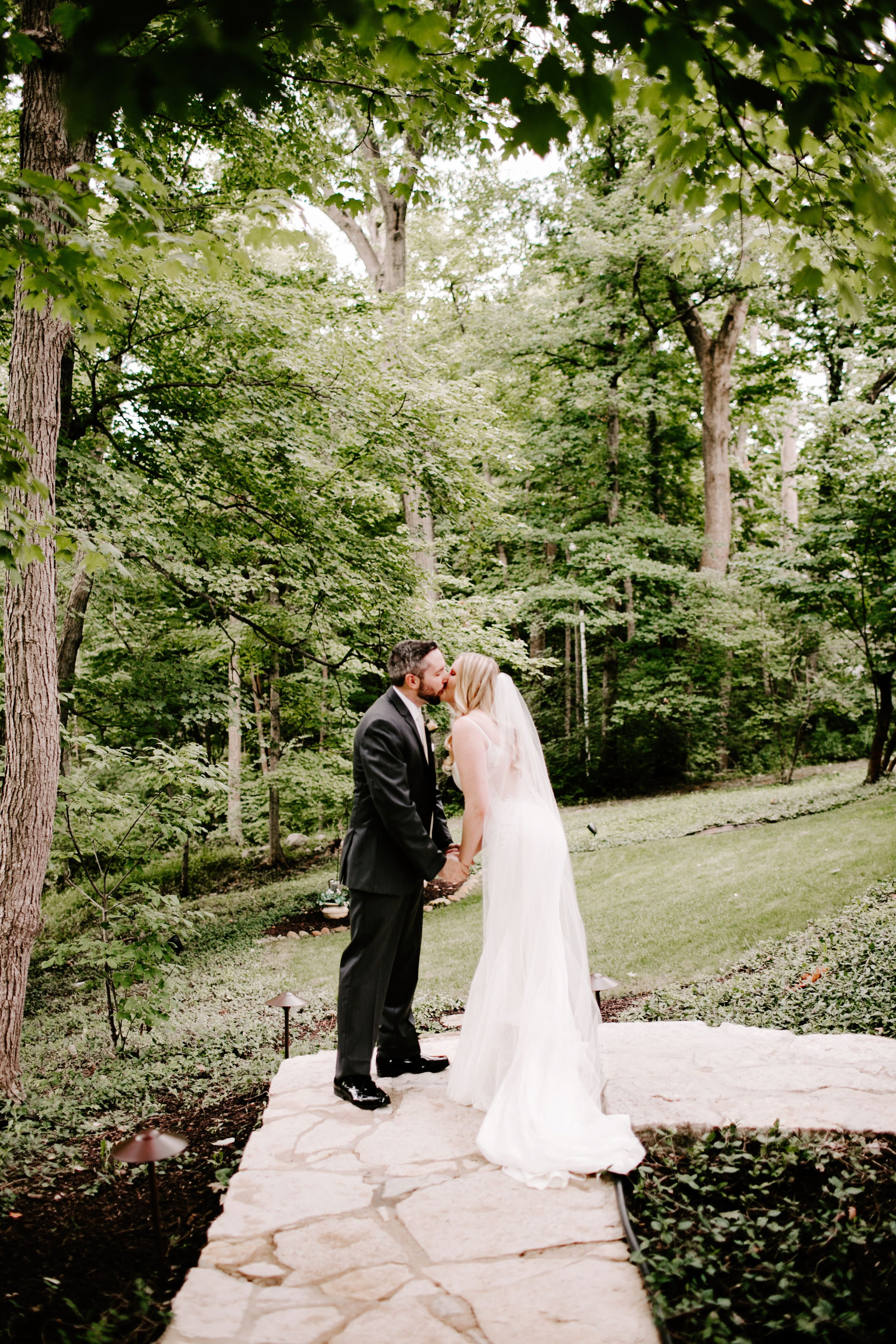 Shelby and Roger Hillcrest Country Club Wedding Indianapolis Indiana Emily Elyse Wehner Photography LLC-144.jpg
