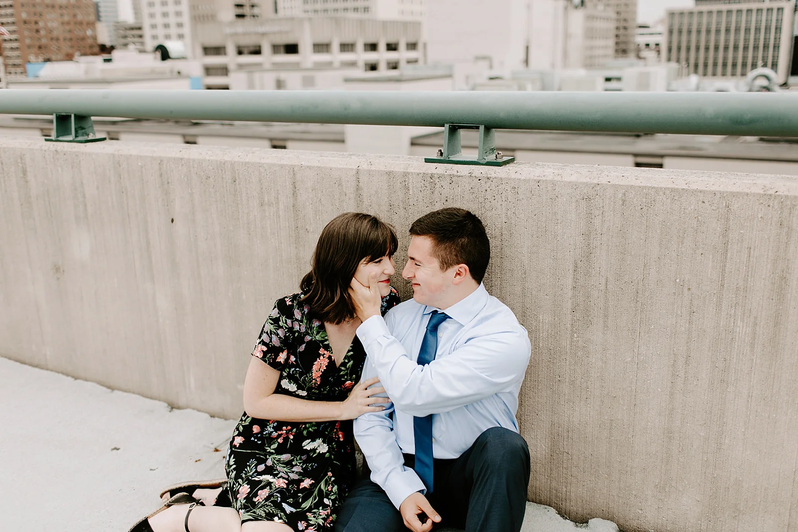 Click to browse the blog of this Downtown Indianapolis Engagement Session with Emily and Davis by Emily Wehner, Indianapolis photographer. Posing inspiration | Couples session location ideas | Urban engagement session #photography #engagementphotography #posinginspiration #urbancouplessession