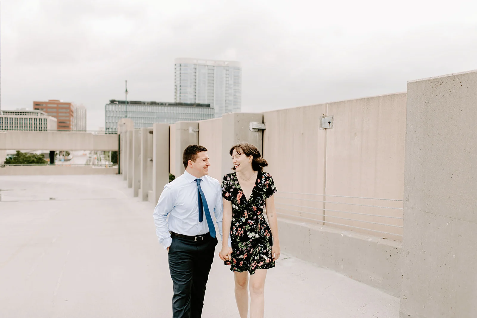 Click to browse the blog of this Downtown Indianapolis Engagement Session with Emily and Davis by Emily Wehner, Indianapolis photographer. Posing inspiration | Couples session location ideas | Urban engagement session #photography #engagementphotography #posinginspiration #urbancouplessession
