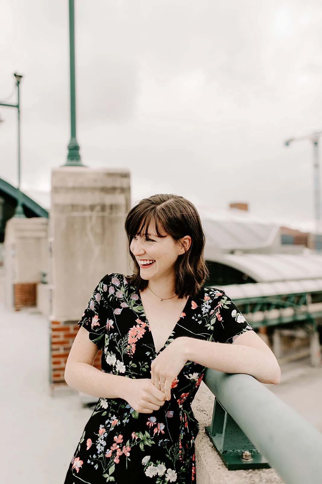 Click to browse the blog of this Downtown Indianapolis Engagement Session with Emily and Davis by Emily Wehner, Indianapolis photographer. Posing inspiration | Couples session location ideas | Urban engagement session #photography #engagementphotography #posinginspiration #urbancouplessession