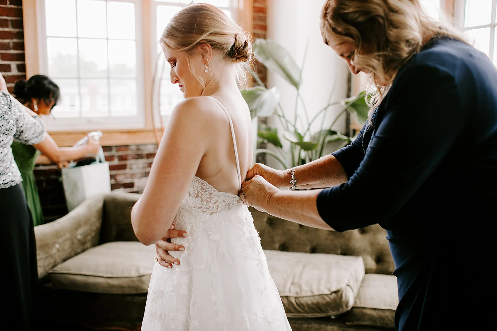 Rachel and Elliot Tinker House Wedding Indianapolis Indiana Emily Elyse Wehner Photography LLC22.jpg