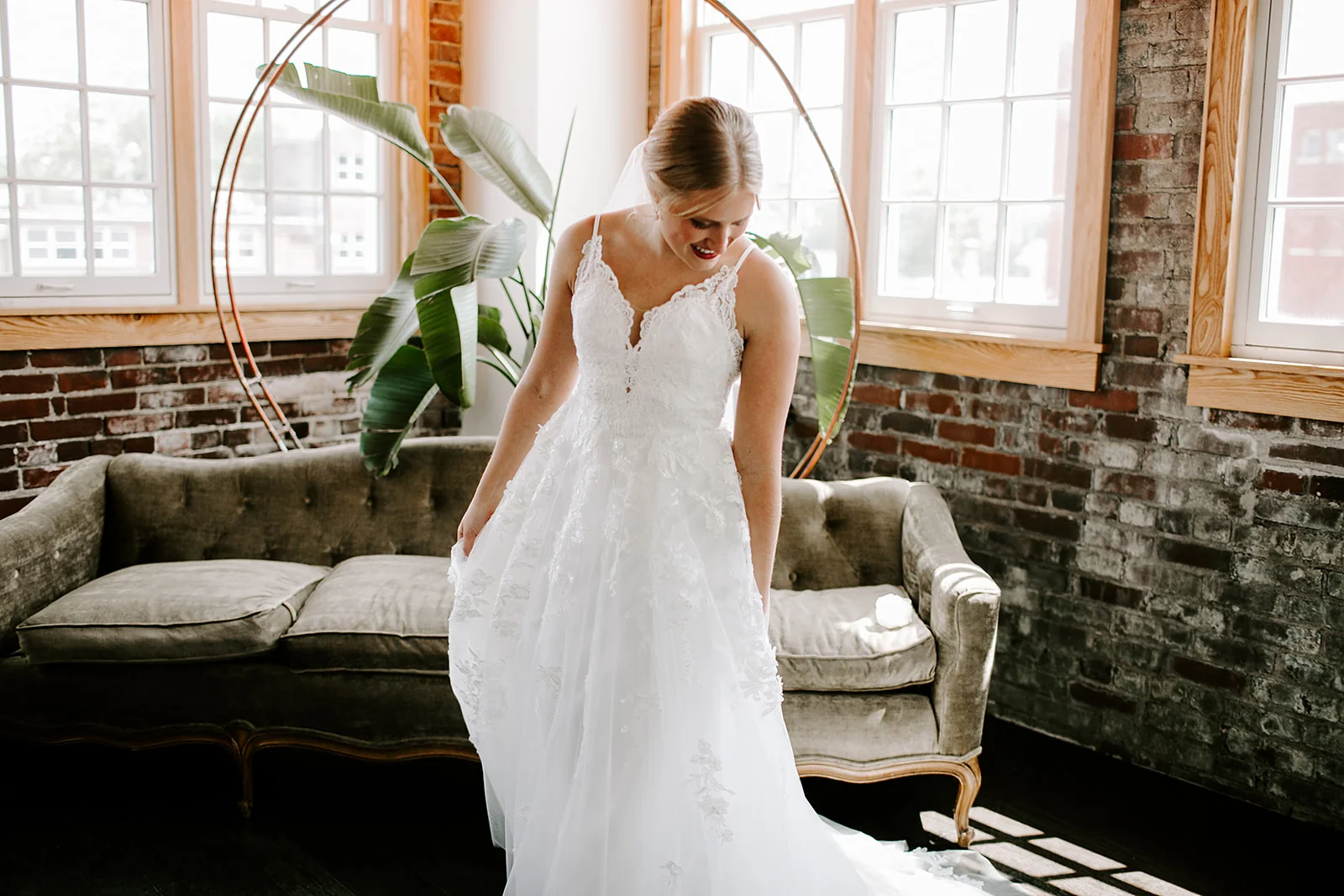Rachel and Elliot Tinker House Wedding Indianapolis Indiana Emily Elyse Wehner Photography LLC106.jpg